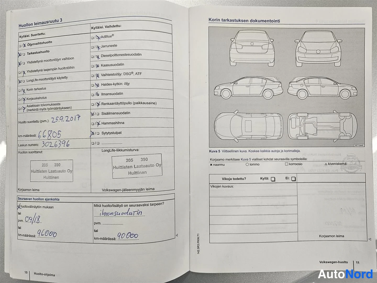 Muu: Volkswagenin huolto-ohjelman huollon leimausruutu 3 ja korin tarkastuksen dokumentointi -sivu; käsinkirjoitut merkinnät huollosta 25.9.2017, 66805 km, laskunume