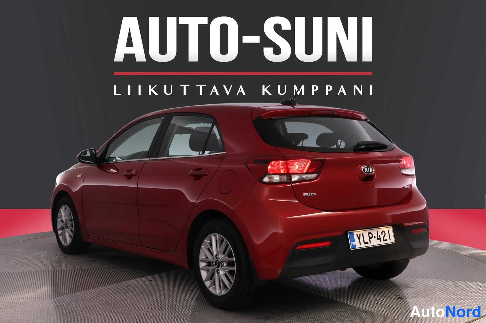 Punainen Kia Rio 2020, takaviisto, kuva 6