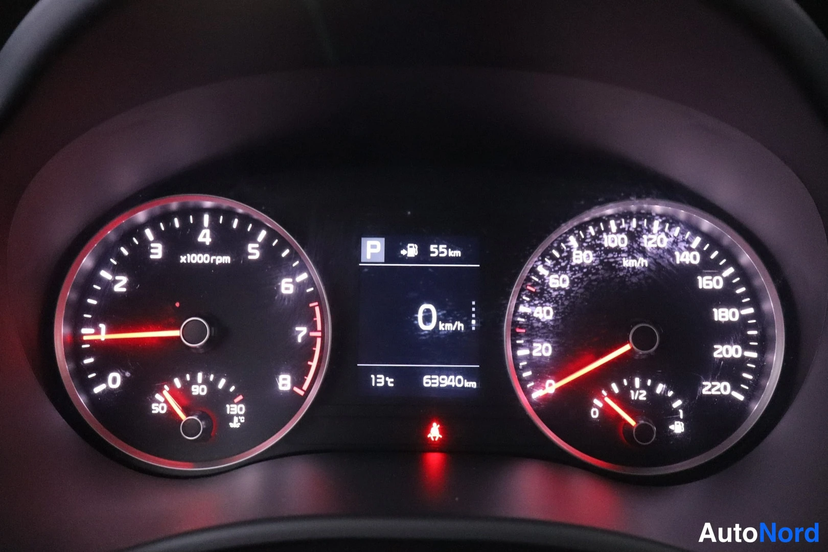 Punainen Kia Rio 2020, kuva 10