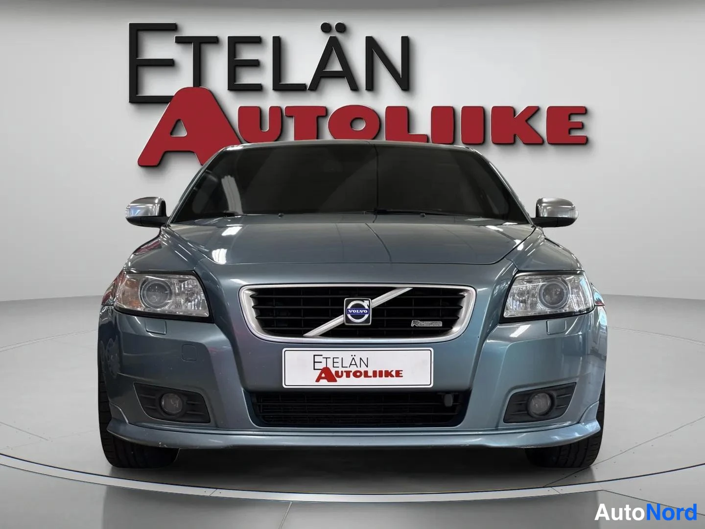 Turkoosi Volvo V50 2008, edestä, kuva 8