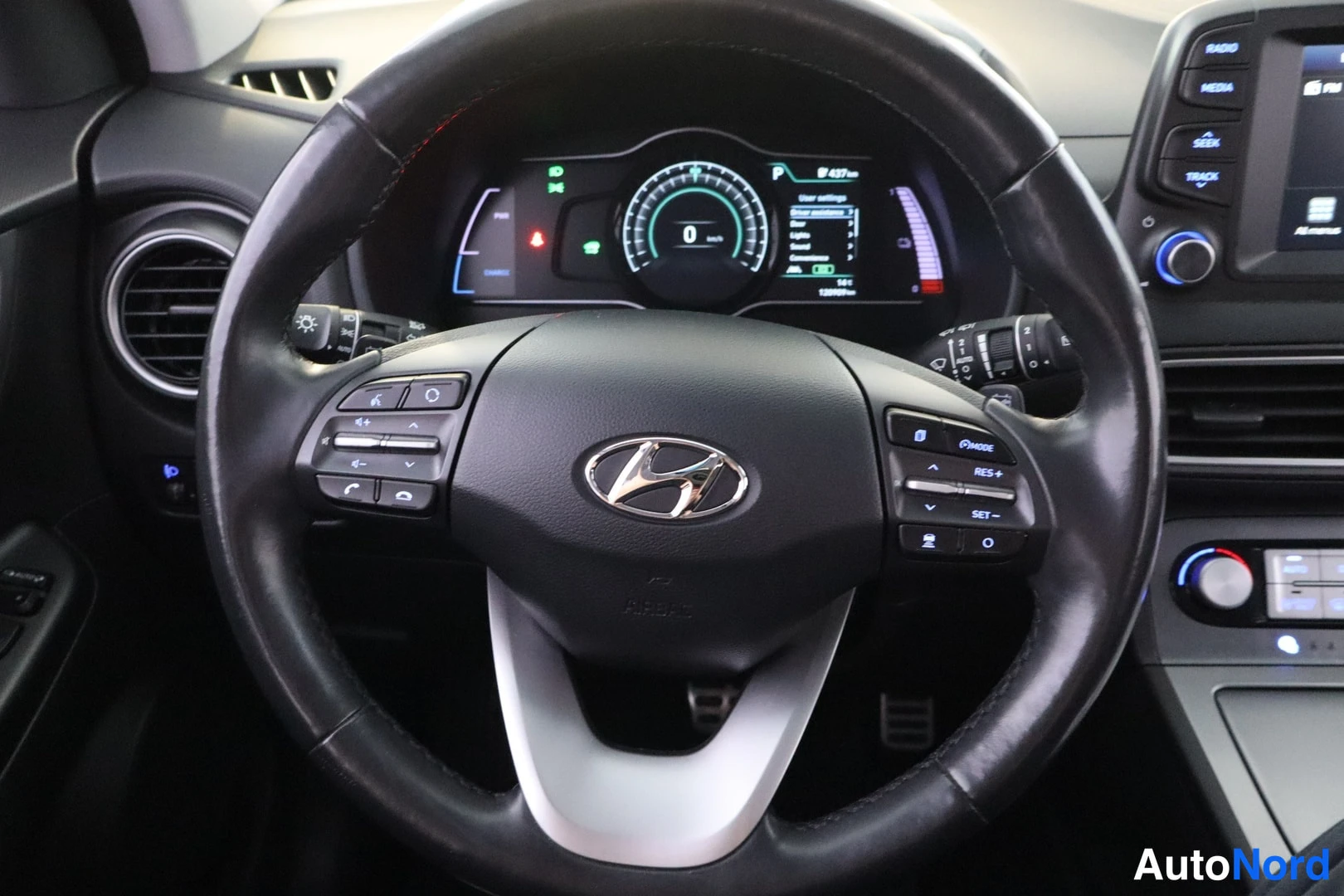 Harmaa Hyundai Kona 2020, kuva 14