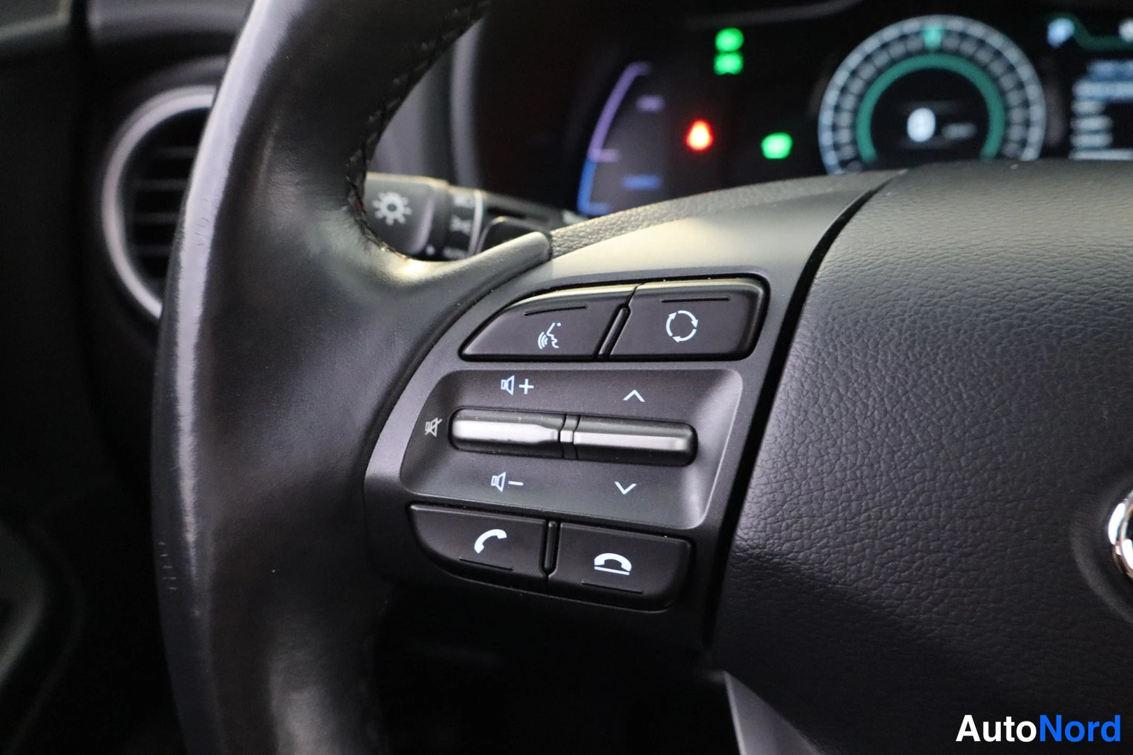 Harmaa Hyundai Kona 2020, kuva 15