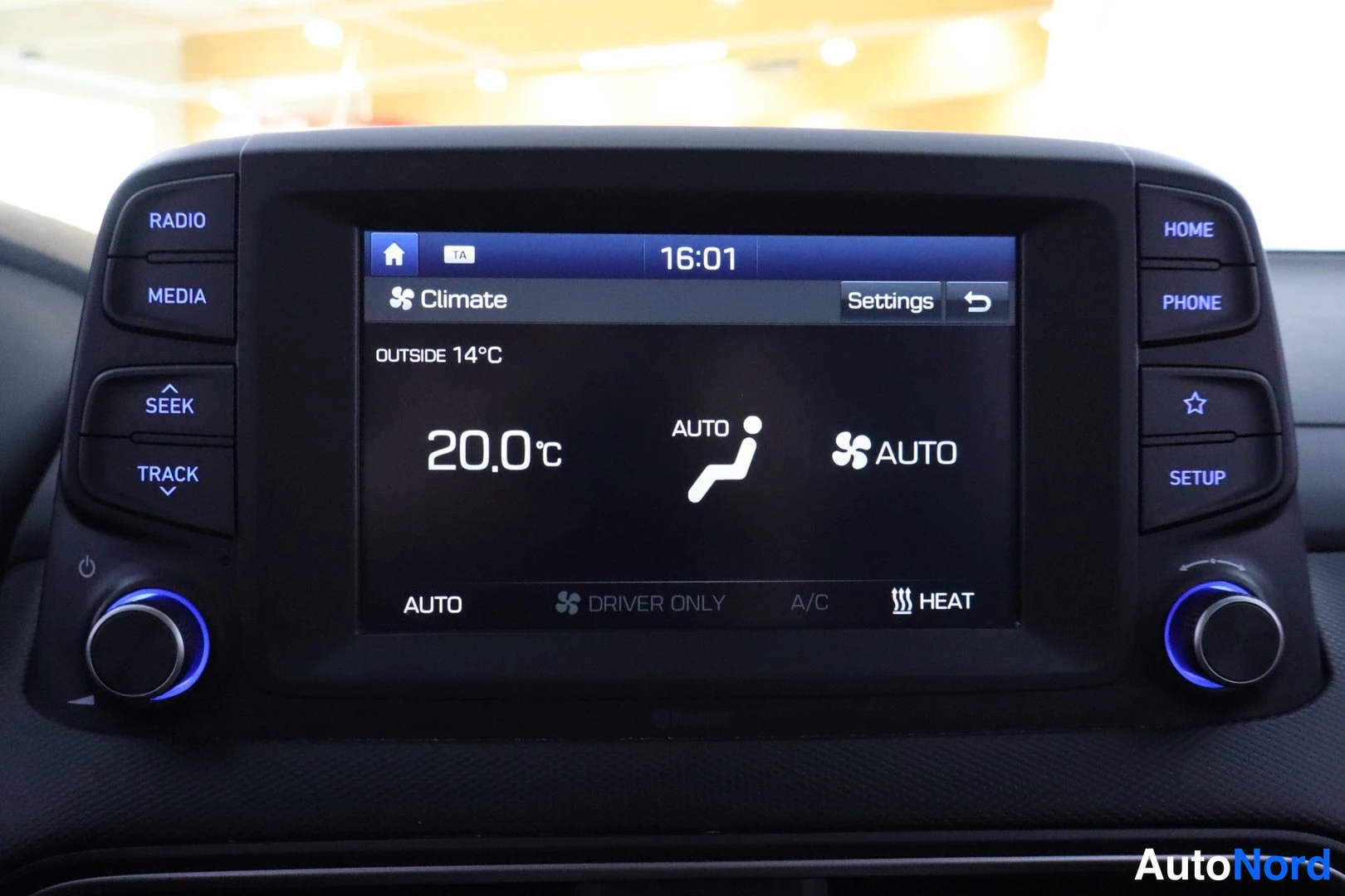 Harmaa Hyundai Kona 2020, kuva 22