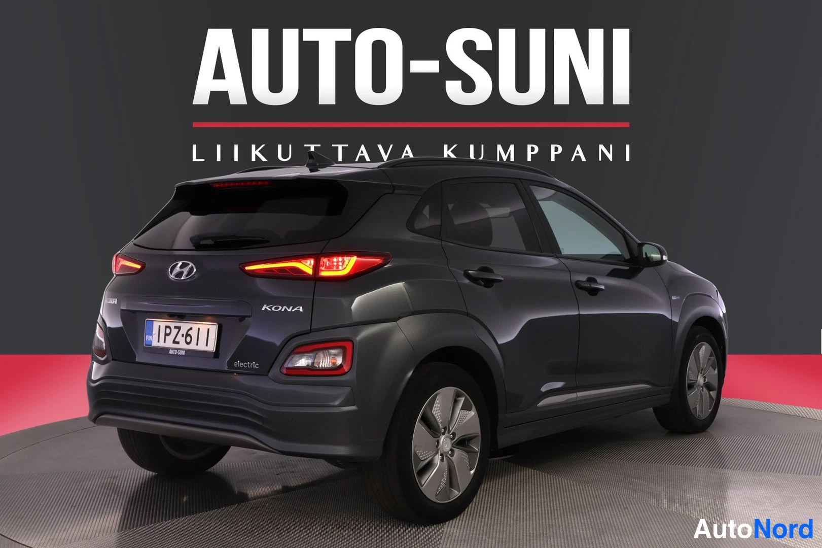 Harmaa Hyundai Kona 2020, takaviisto, kuva 7