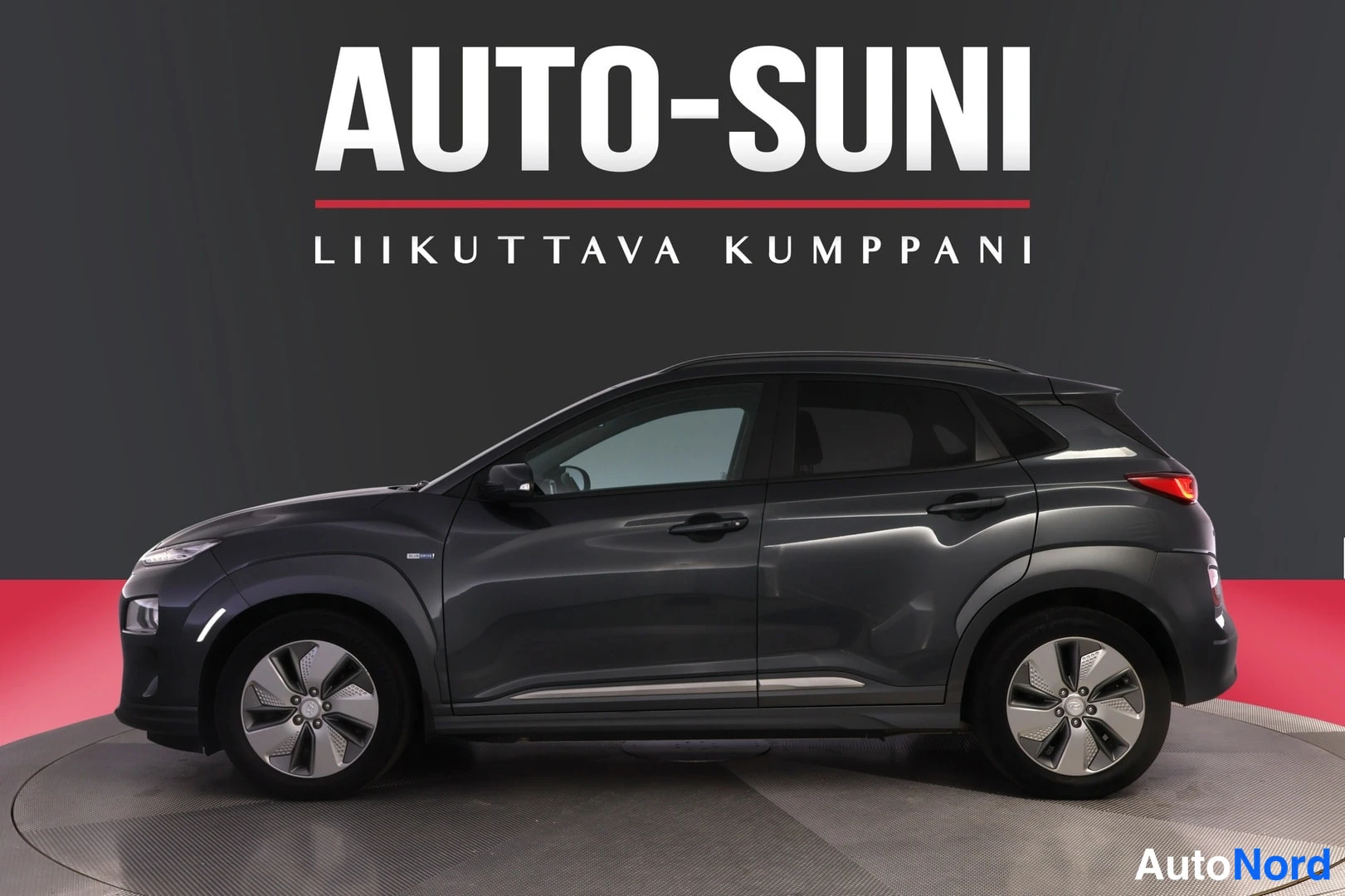 Harmaa Hyundai Kona 2020, etuviisto, keula vasemmalle, kuva 2