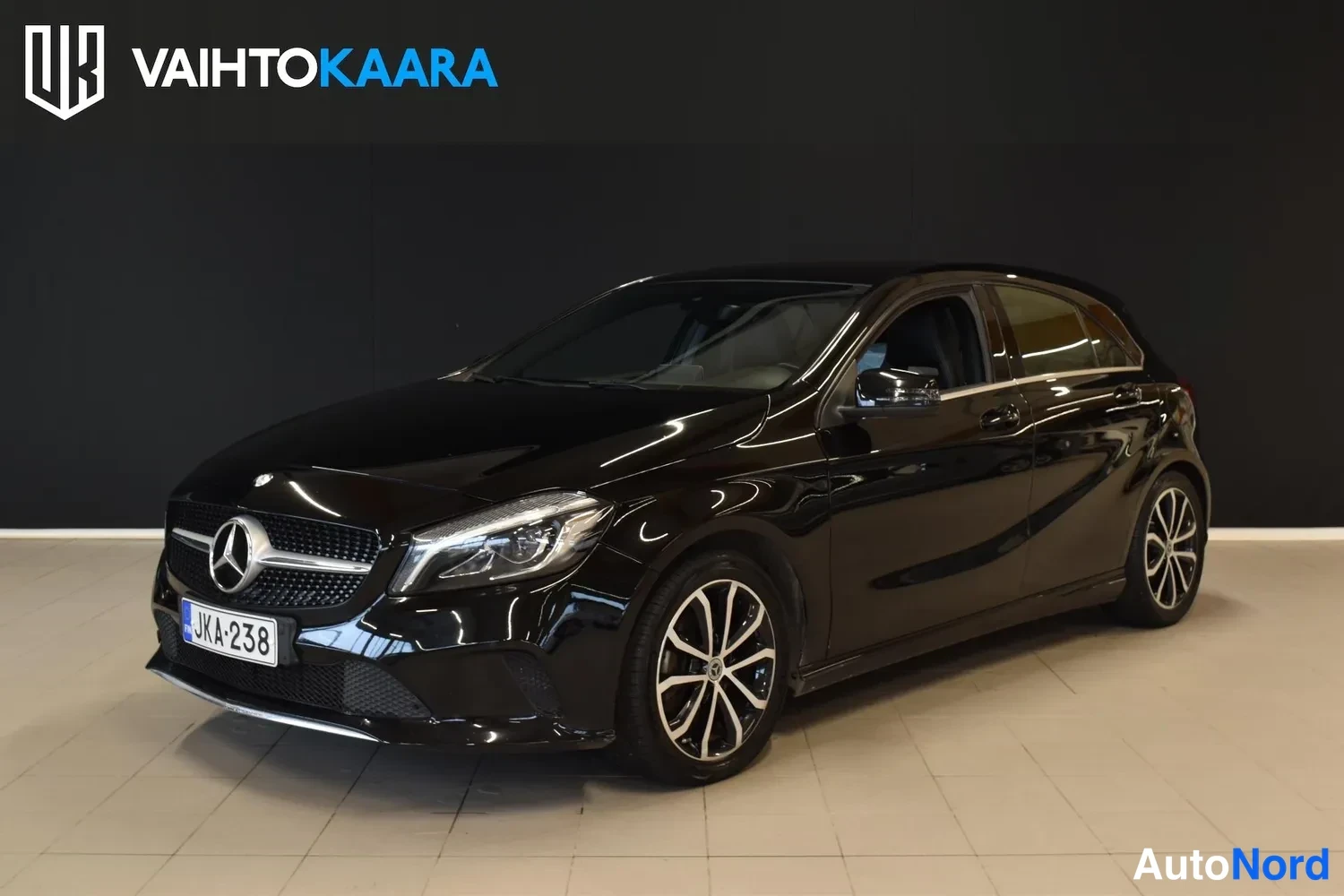 Mercedes-Benz A 200 Aut Premium Business 2016