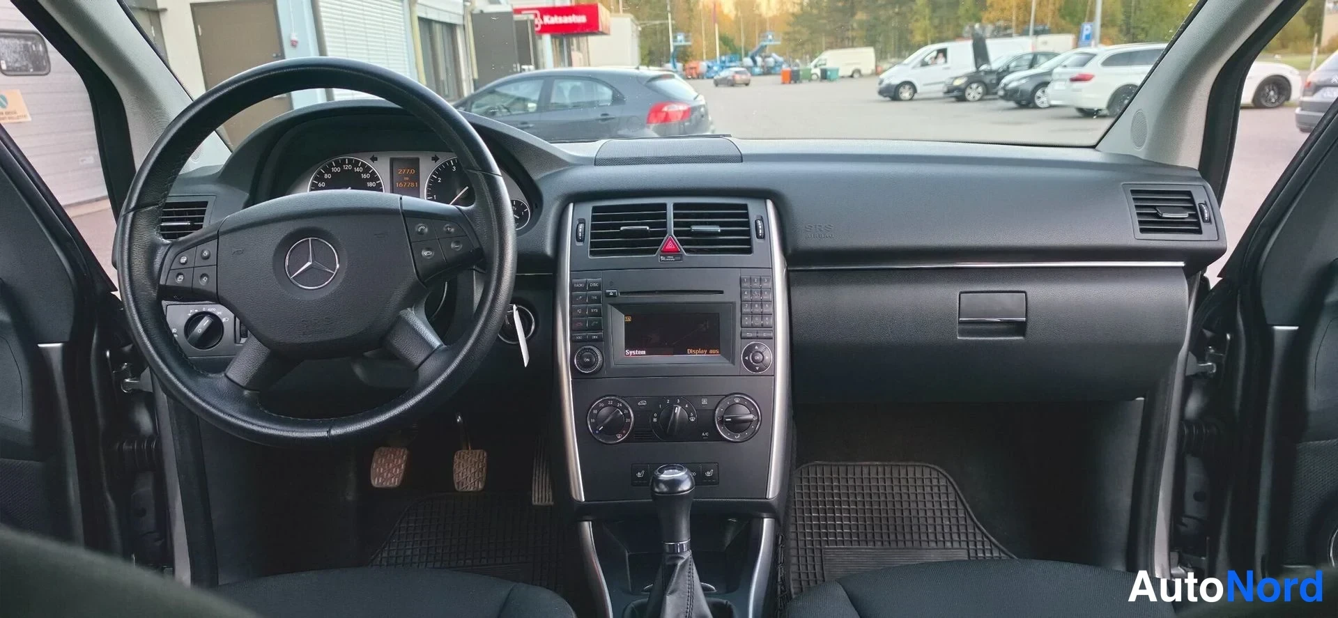 Harmaa Mercedes-Benz B 2011, kuva 20