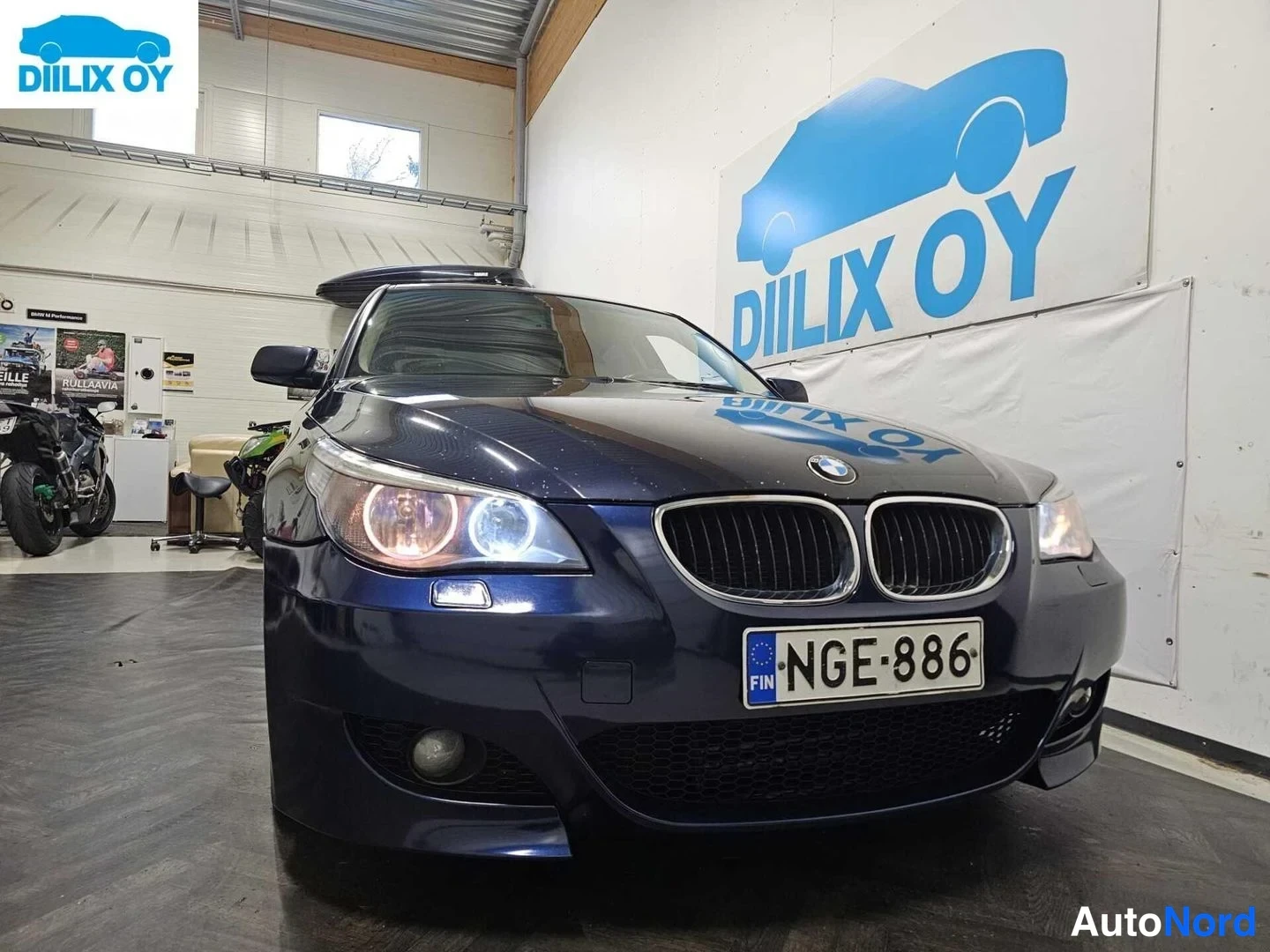 Sininen BMW 520i 2005, kuva 17