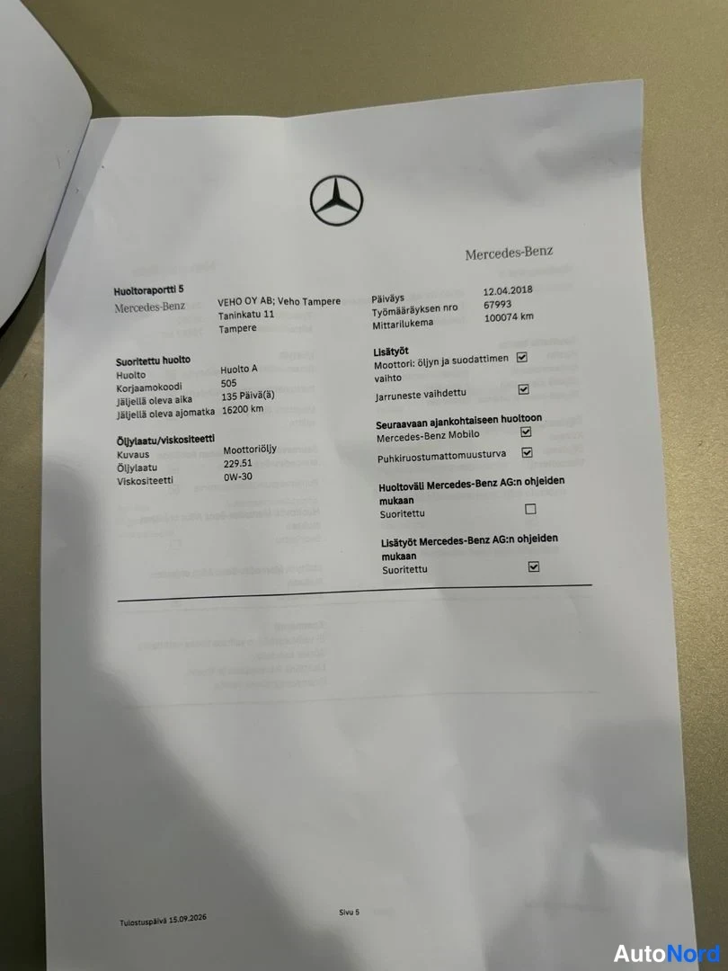 Muu: Mercedes-Benzin huoltoportti 5 -asiakirja, huolto 12.4.2018 mittarilukemalla 160374 km.