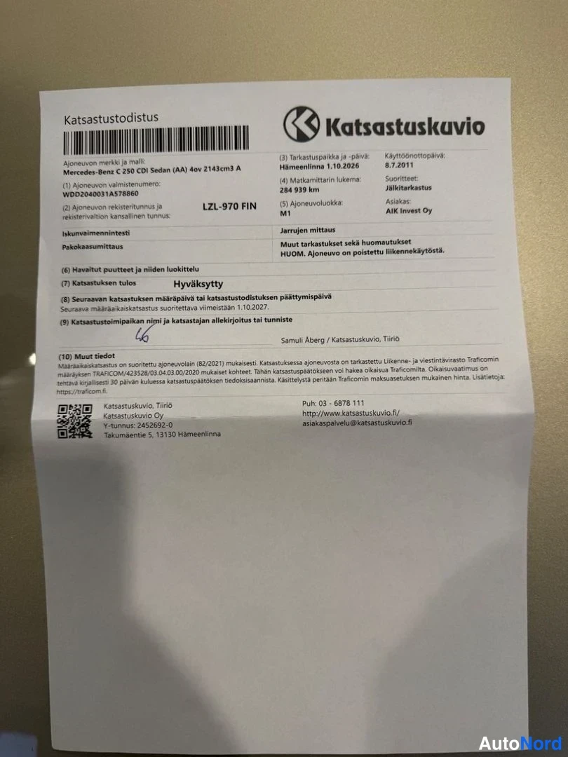 Muu: Katsastustodistus asiakirja, jossa rekisteritunnus FIN, ajoneuvon merkki Mercedes-Benz C 250 CDI Sedan, viimeinen katsastus 1.10.2026, rungonumero WDD204001A574