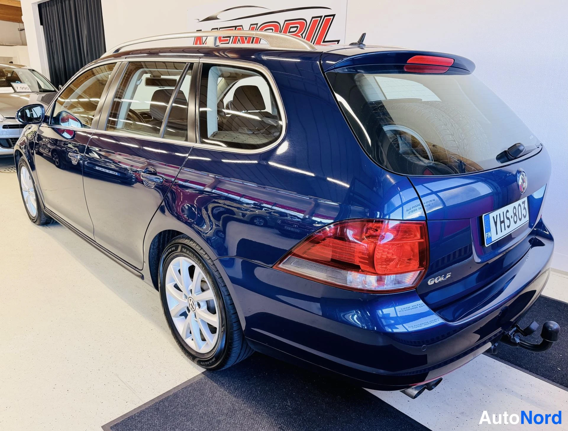 Sininen Volkswagen Golf 2011, takaviisto, kuva 10