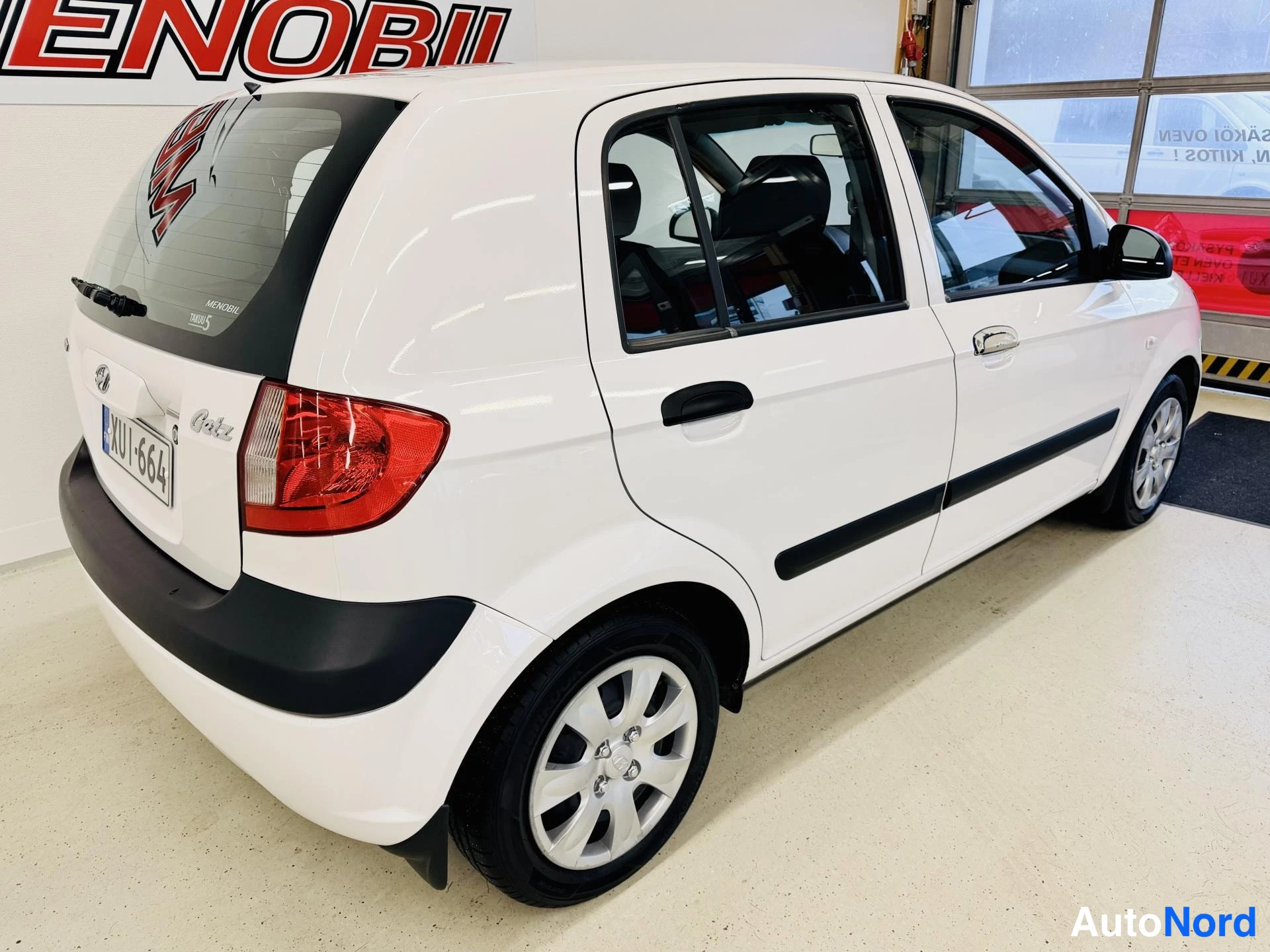 Valkoinen Hyundai Getz 2008, takaviisto, kuva 11