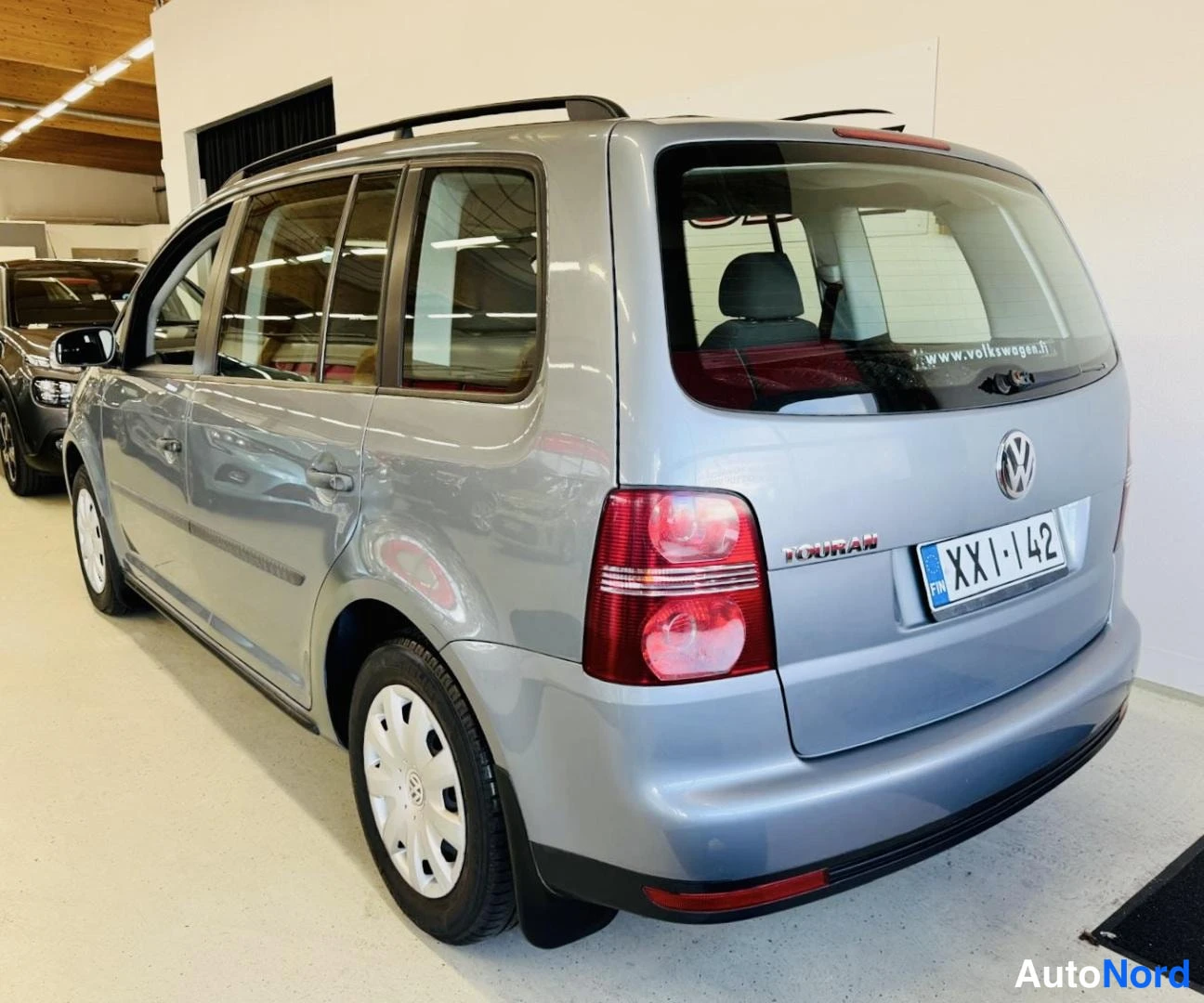Hopea Volkswagen Touran 2008, takaviisto, kuva 10