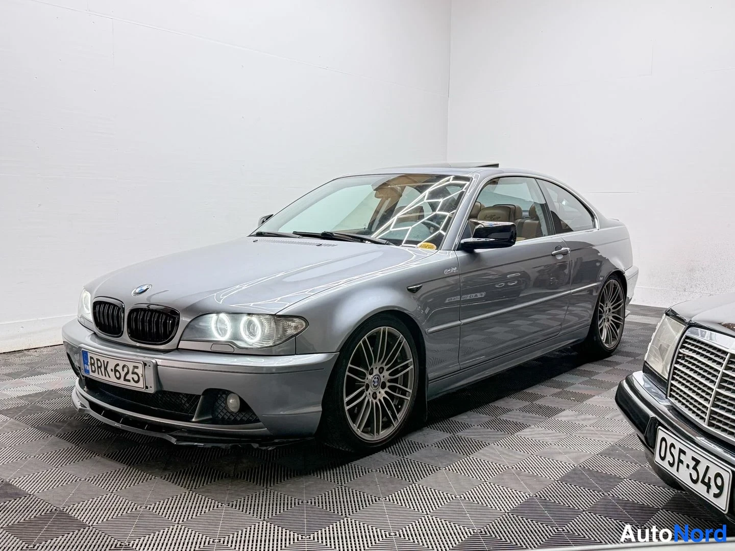 BMW 325 Ci 2005