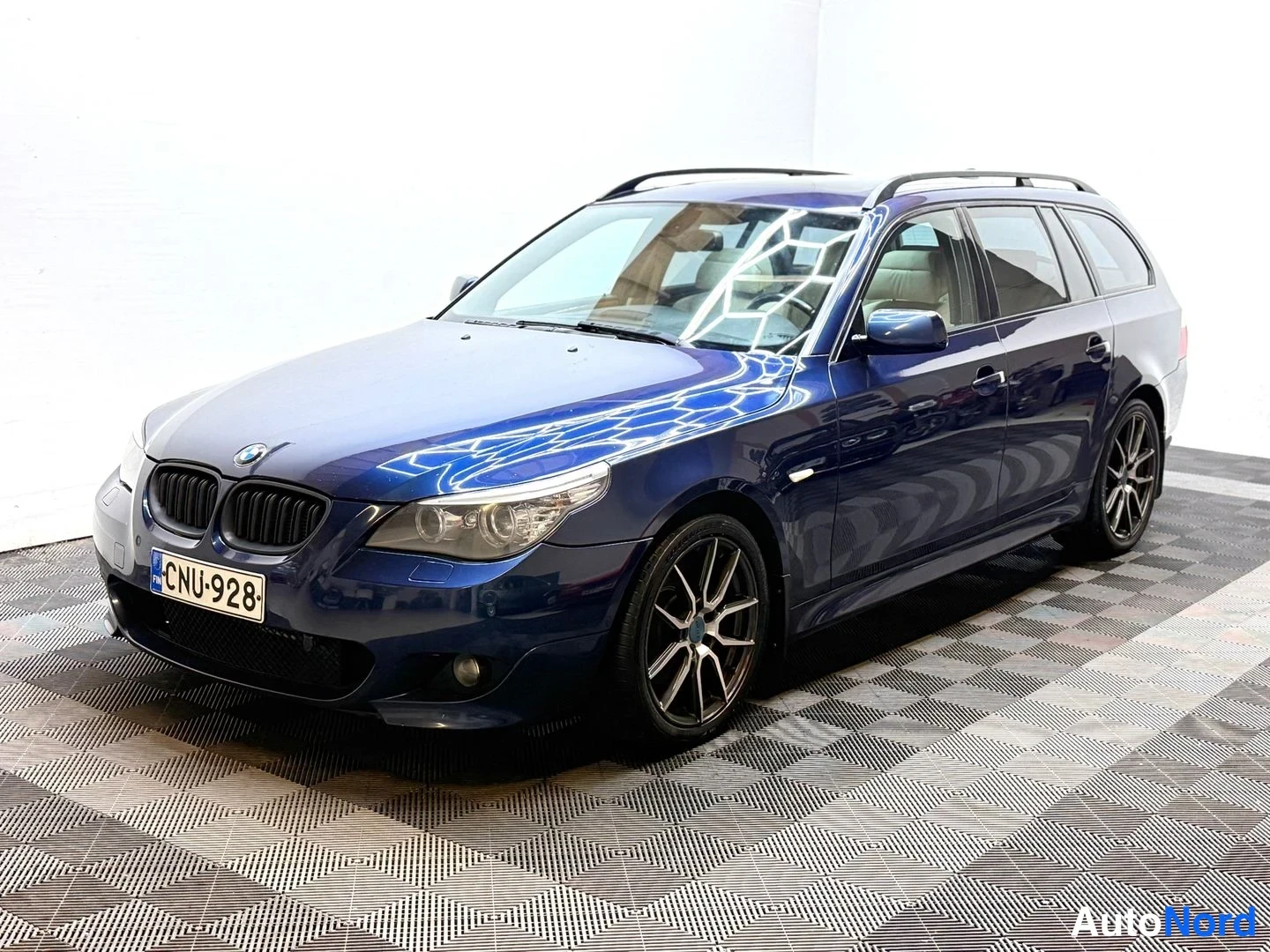 BMW 530i xDrive M-Sport 2007