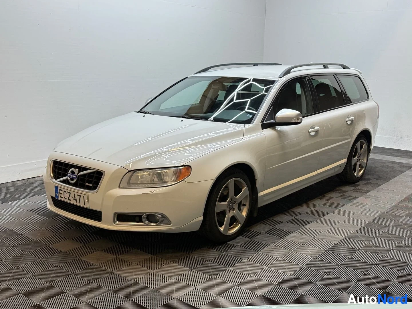 Volvo V70 2,0D R-Design 2010