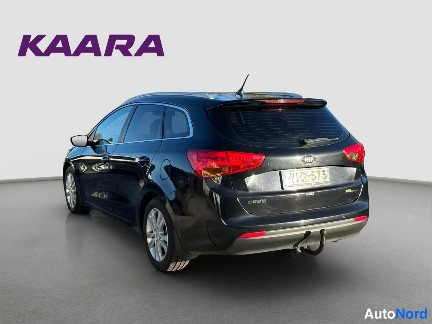 Musta Kia Ceed 2013, takaviisto, kuva 6