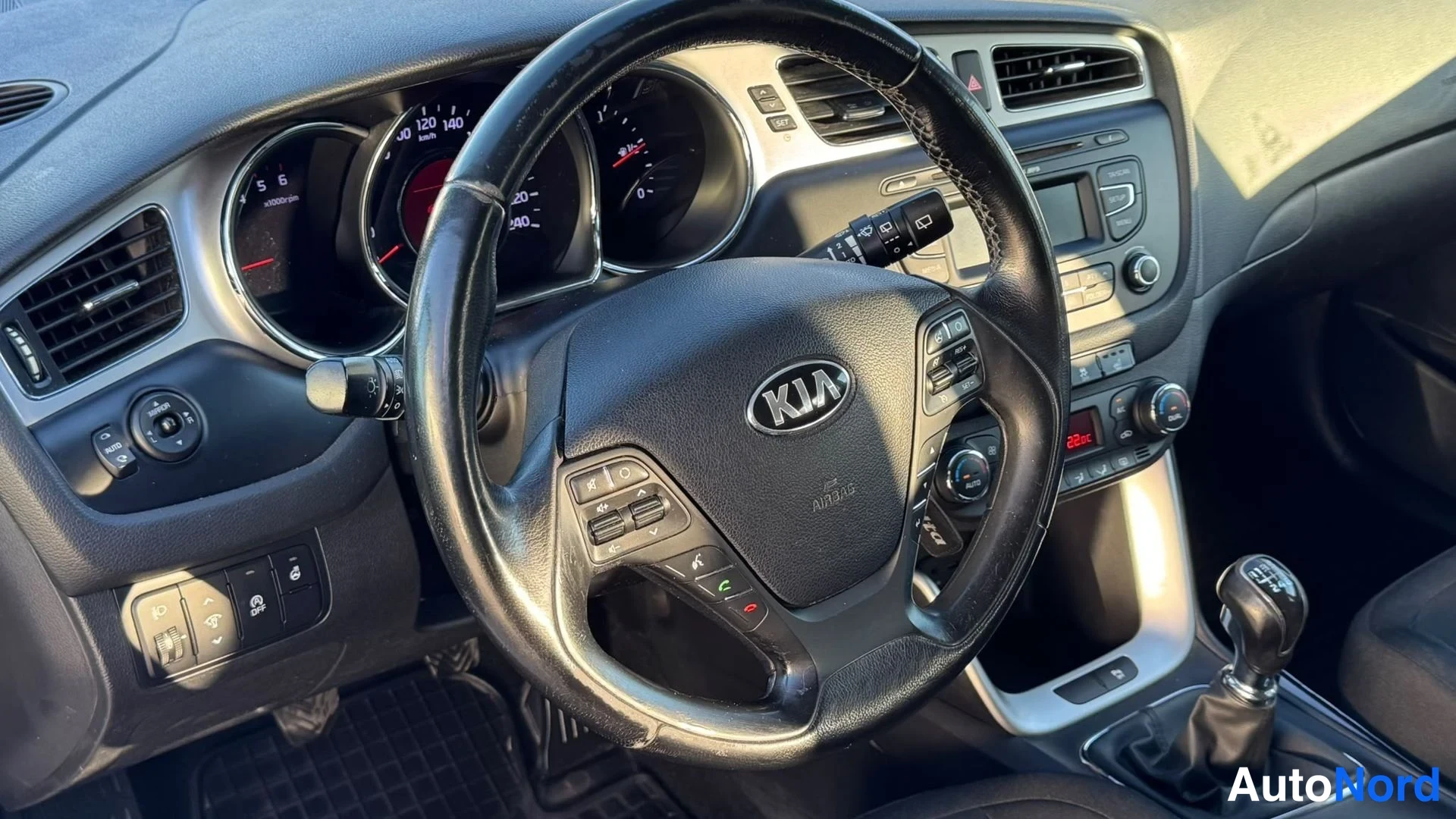 Musta Kia Ceed 2013, kuva 7
