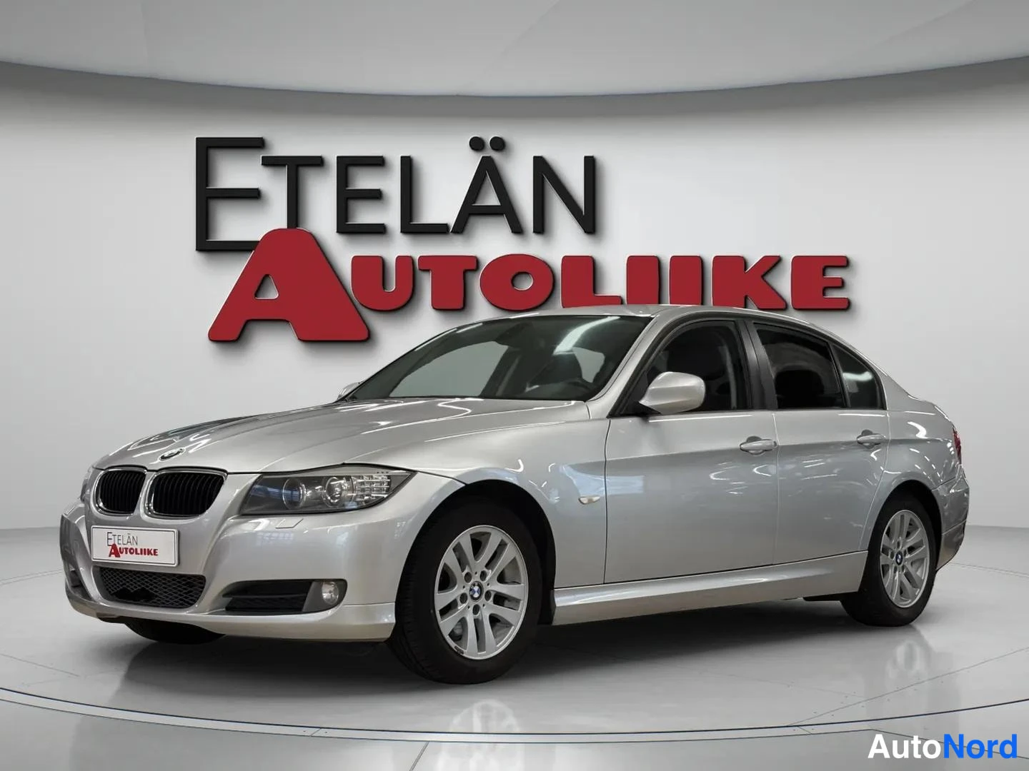 BMW 320d 2011
