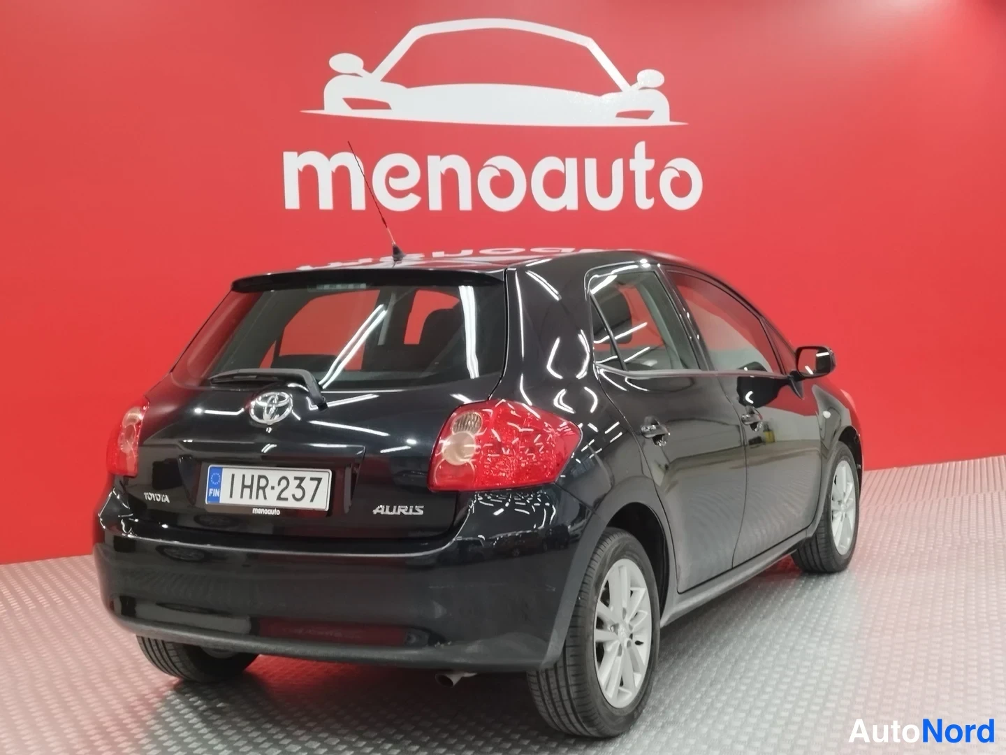 Musta Toyota Auris 2009, takaviisto, kuva 5