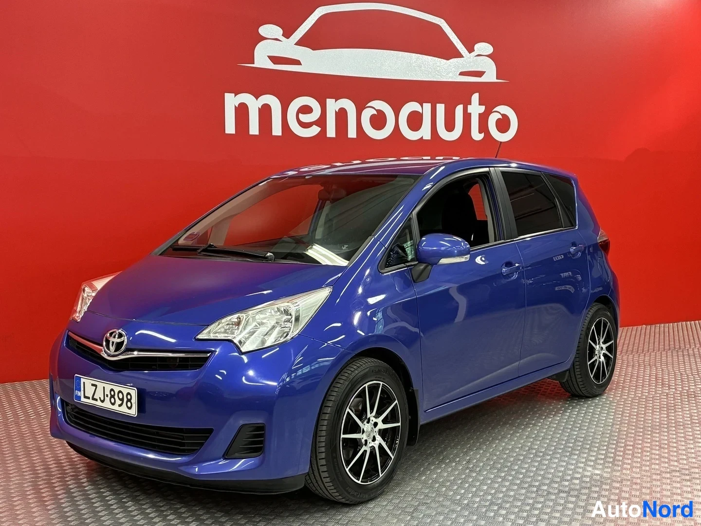 Toyota Verso-S 1.33 Dual VVT-i Stop & Start Linea Sol 2011