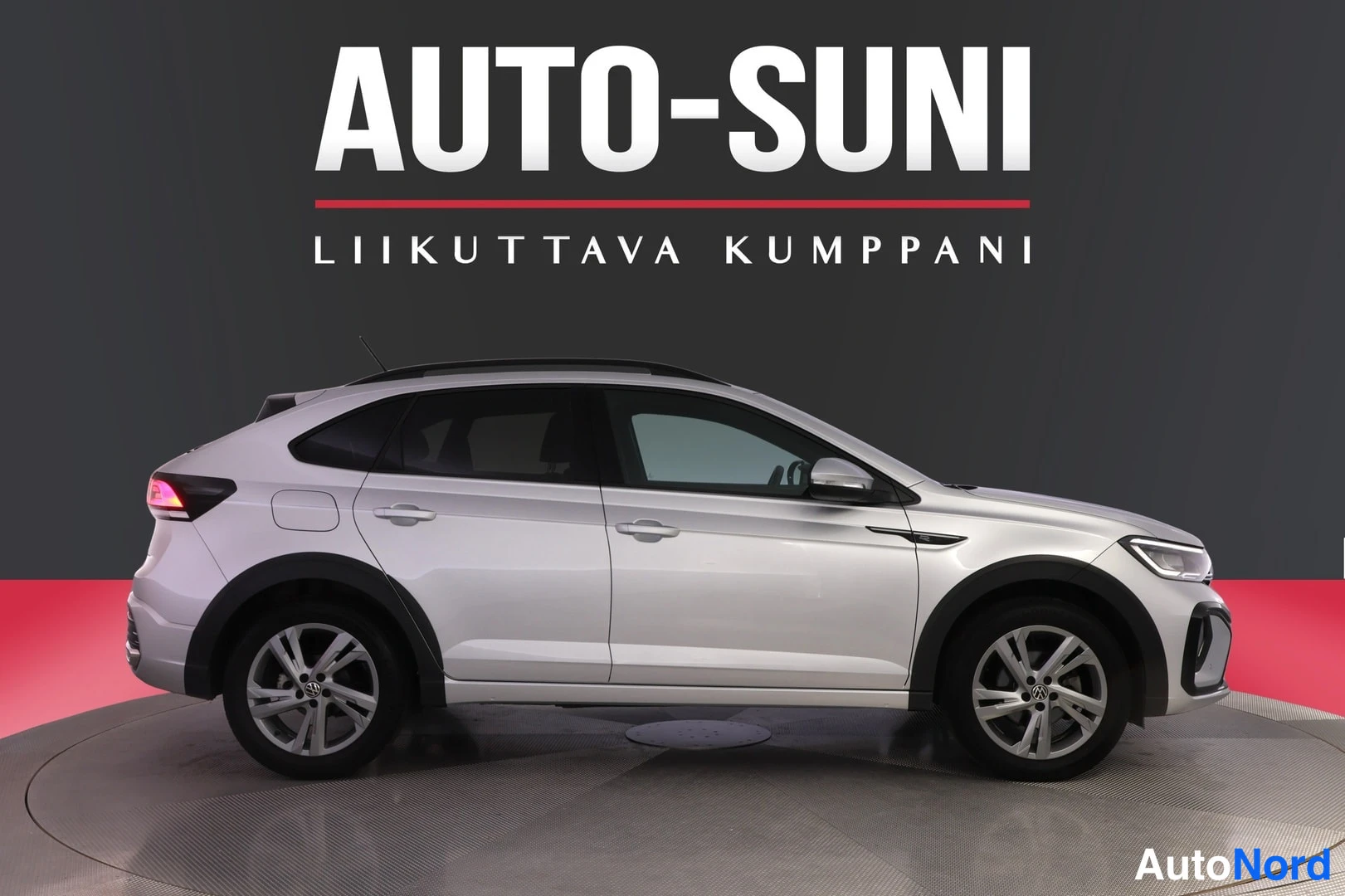 Hopea Volkswagen Taigo 2022, sivulta, kuva 4