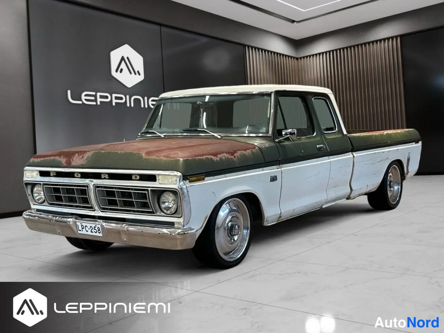 Ford F-150 6,4 SuperCab 1976