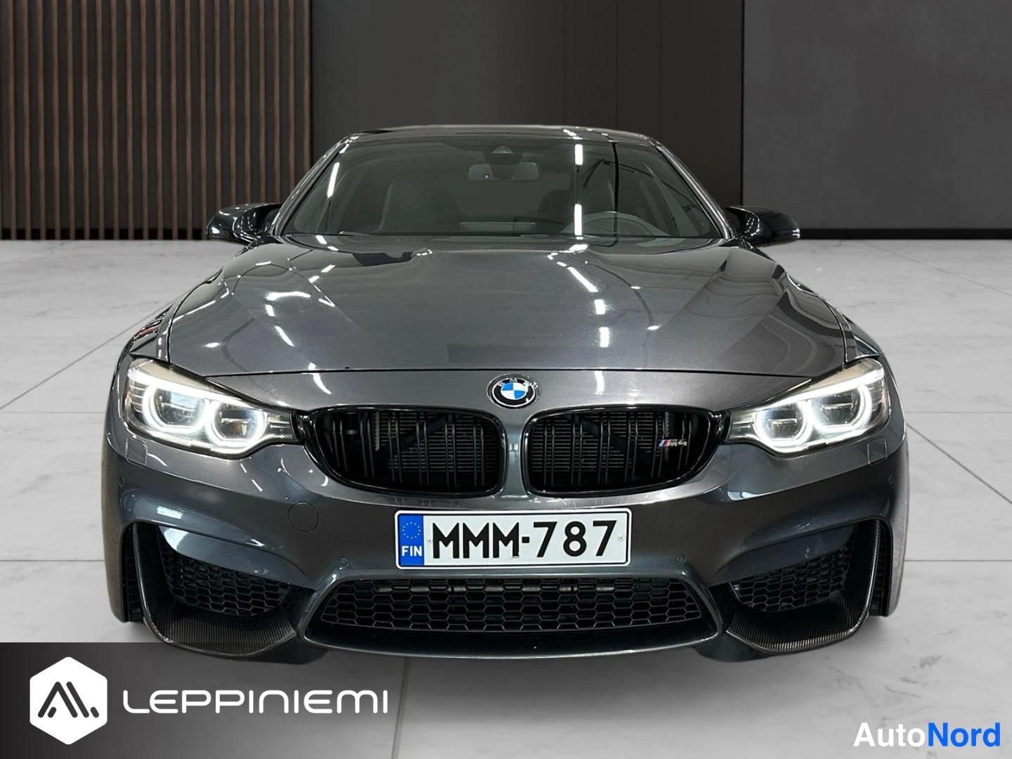 Harmaa BMW M4 2014, edestä, kuva 13