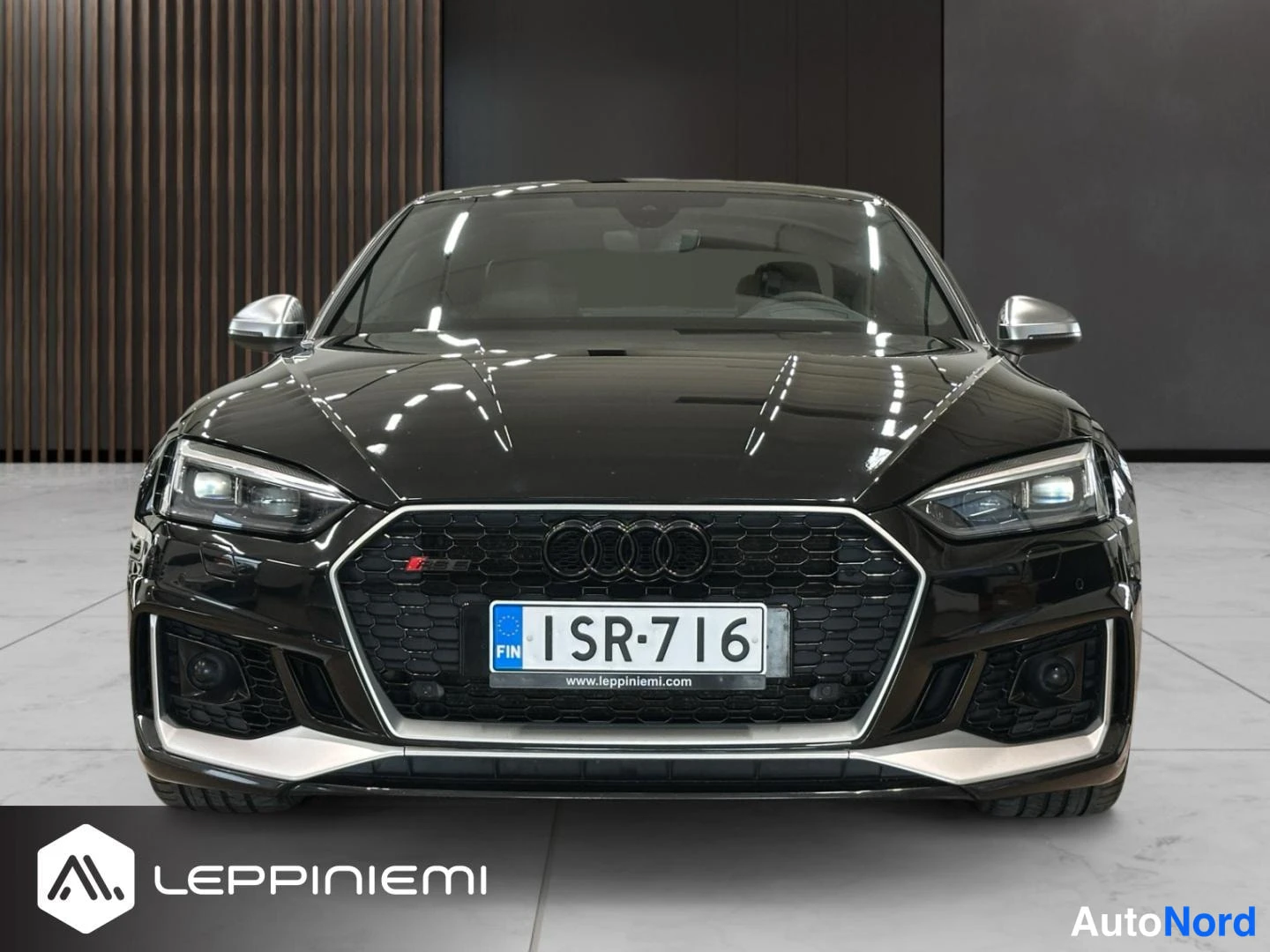 Musta Audi RS5 2018, edestä, kuva 5