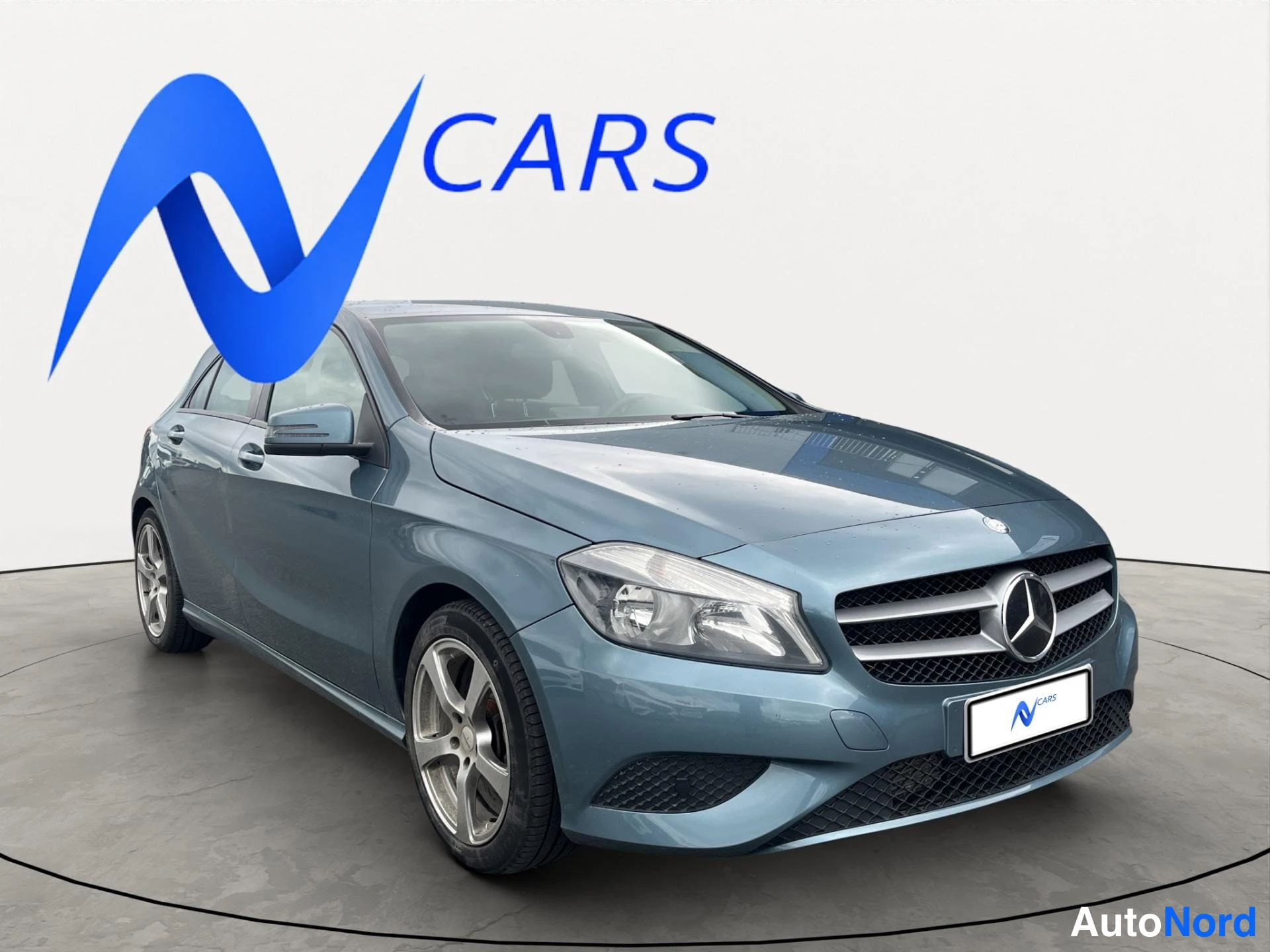Mercedes-Benz A 180 BE Premium Edition 2013