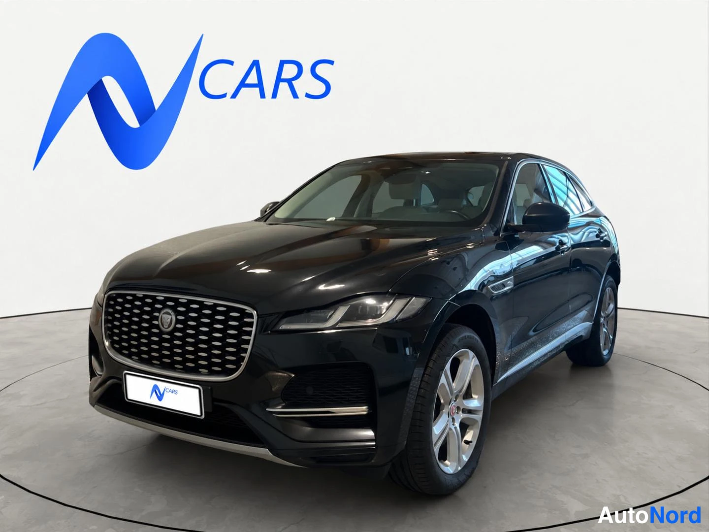 Musta Jaguar F-Pace 2022, kuva 13