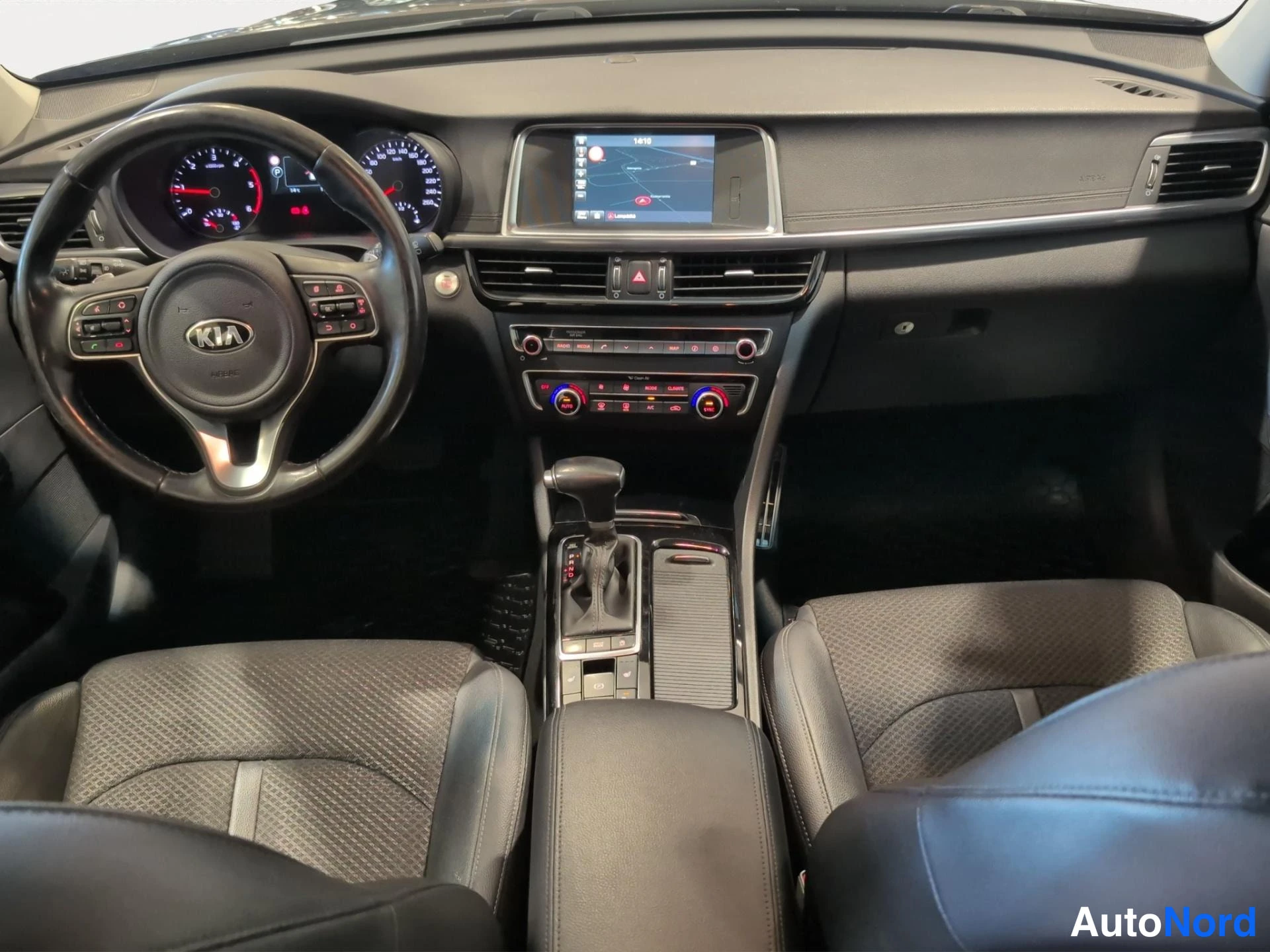 Harmaa Kia Optima 2018, kuva 6