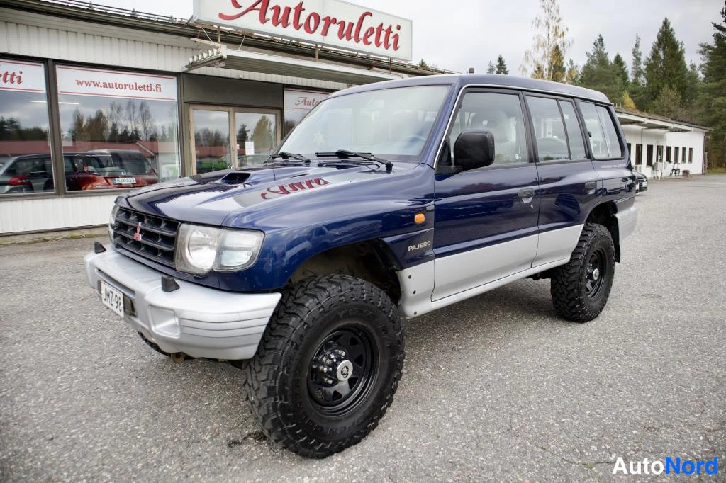 Mitsubishi Pajero 1999
