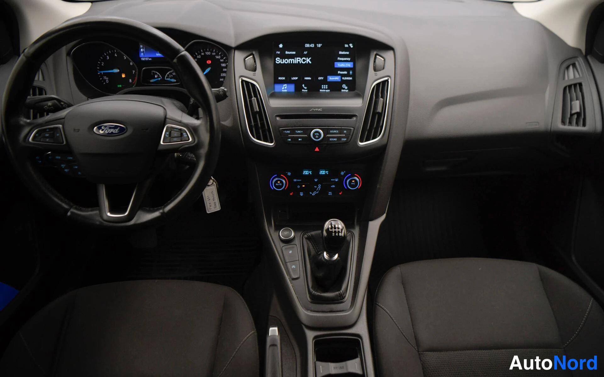 Musta Ford Focus 2018, yksityiskohta, kuva 16