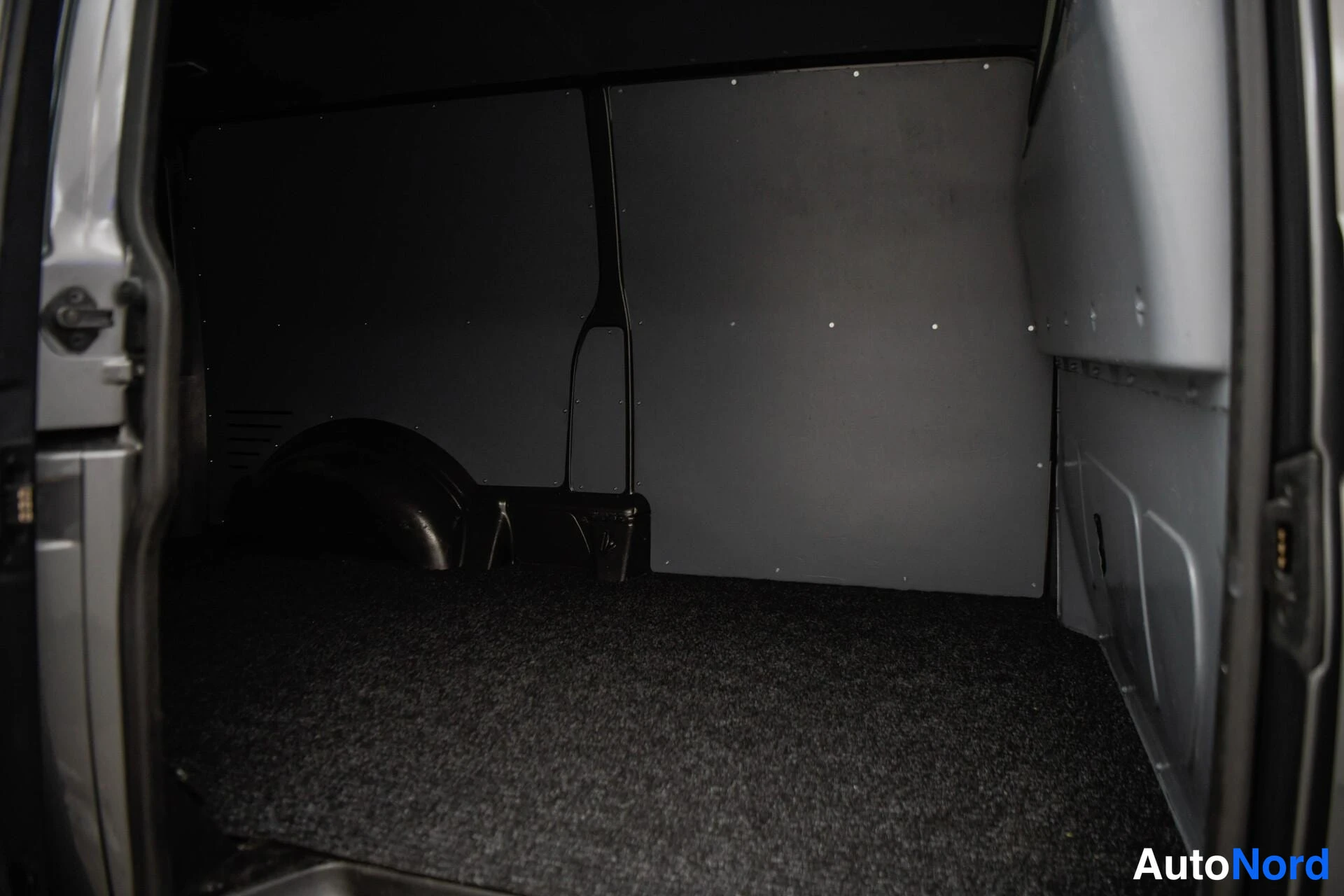 Harmaa Volkswagen Transporter 2011, takaa, kuva 19
