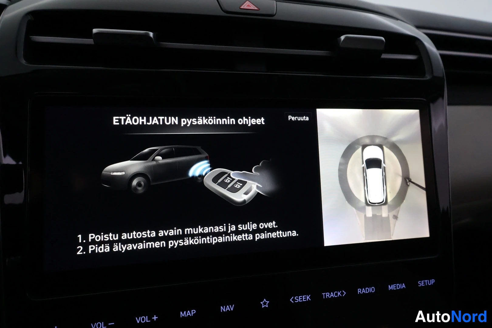 Punainen Hyundai Tucson 2022, yksityiskohta, kuva 19