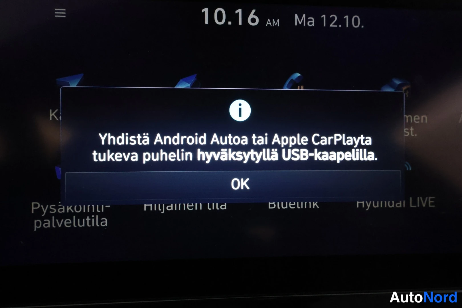 Punainen Hyundai Tucson 2022, yksityiskohta, kuva 34