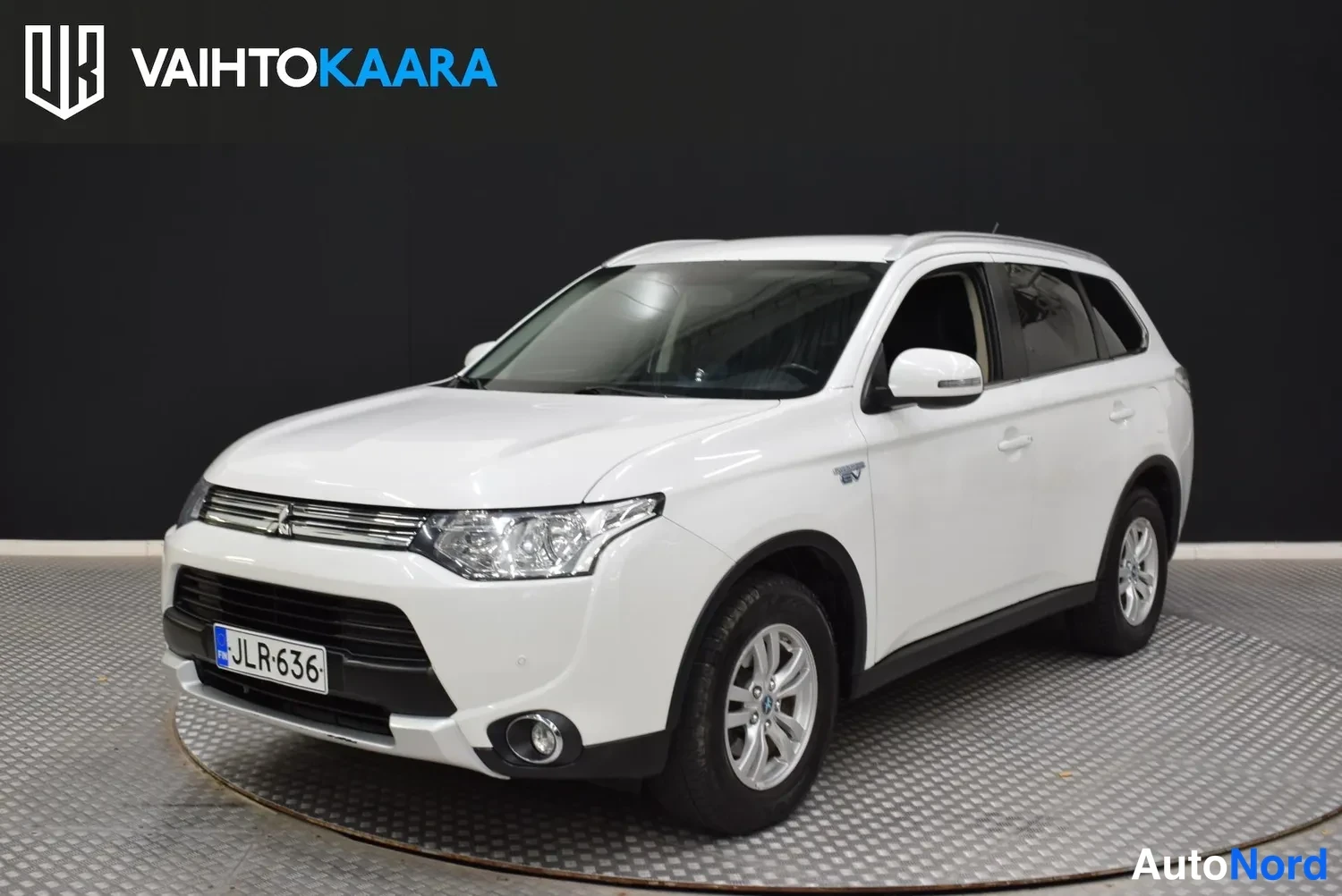 Mitsubishi Outlander PHEV 2015