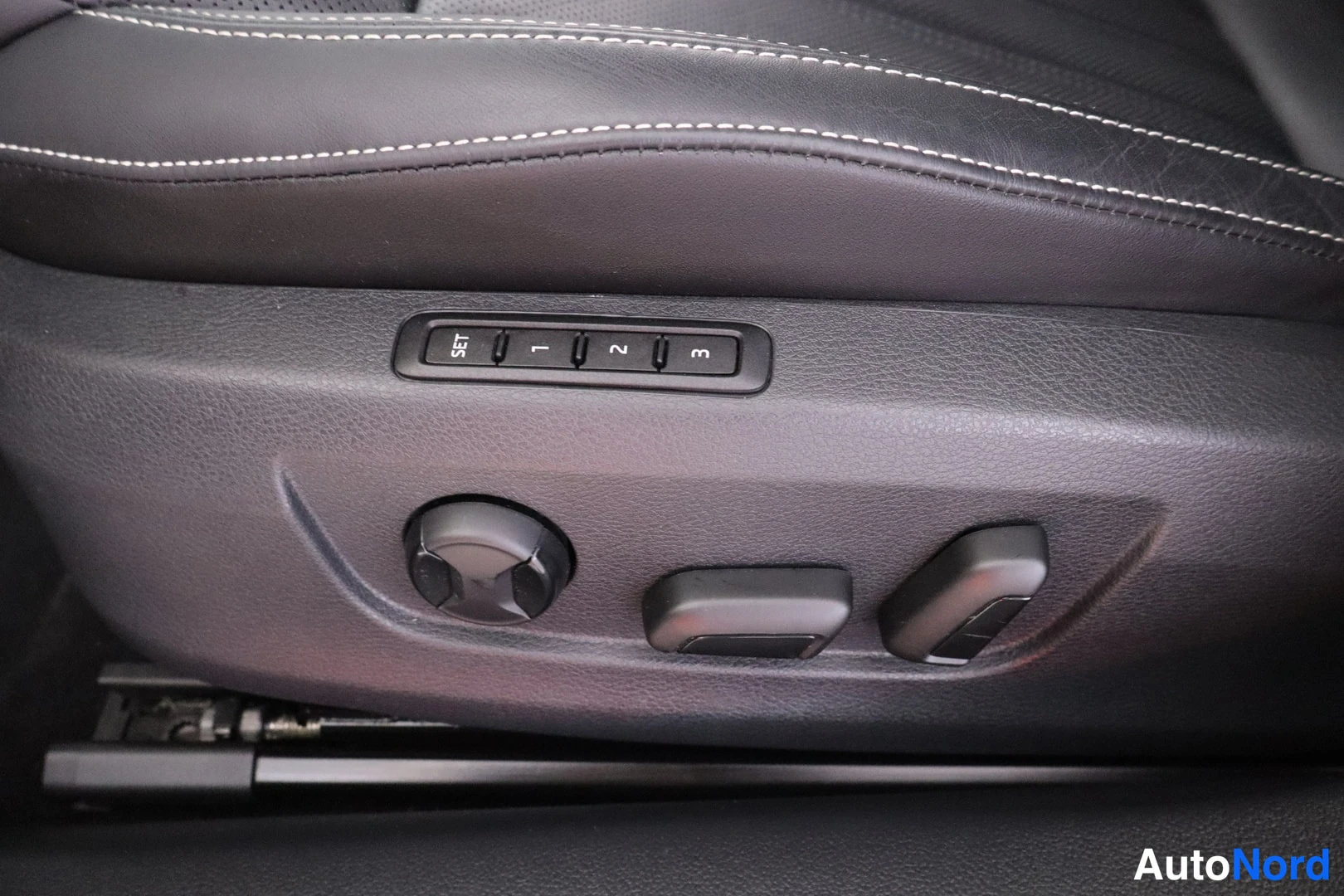 Hopea Skoda Superb 2023, yksityiskohta, kuva 27