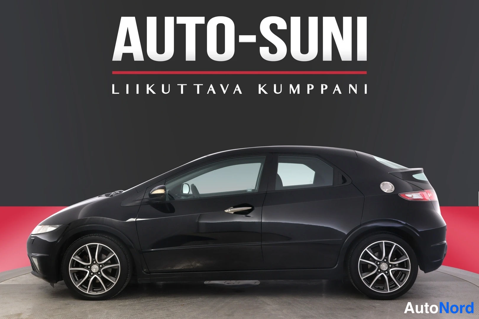 Musta Honda Civic 2011, sivulta, kuva 4