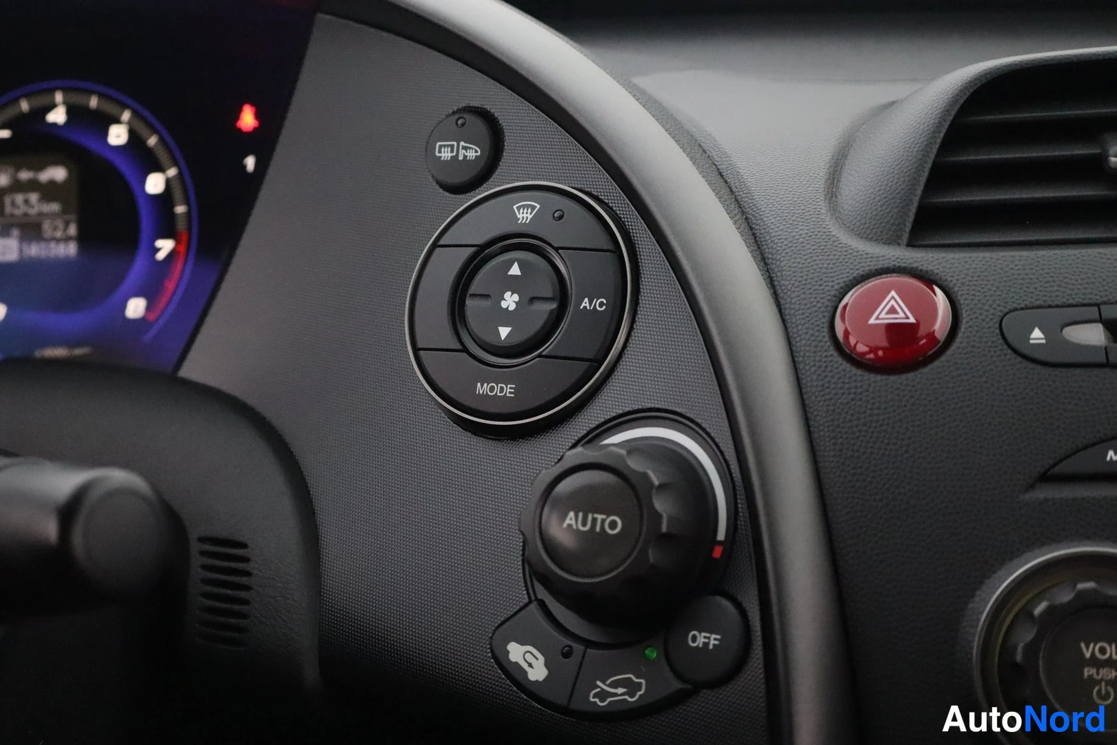Musta Honda Civic 2011, yksityiskohta, kuva 20