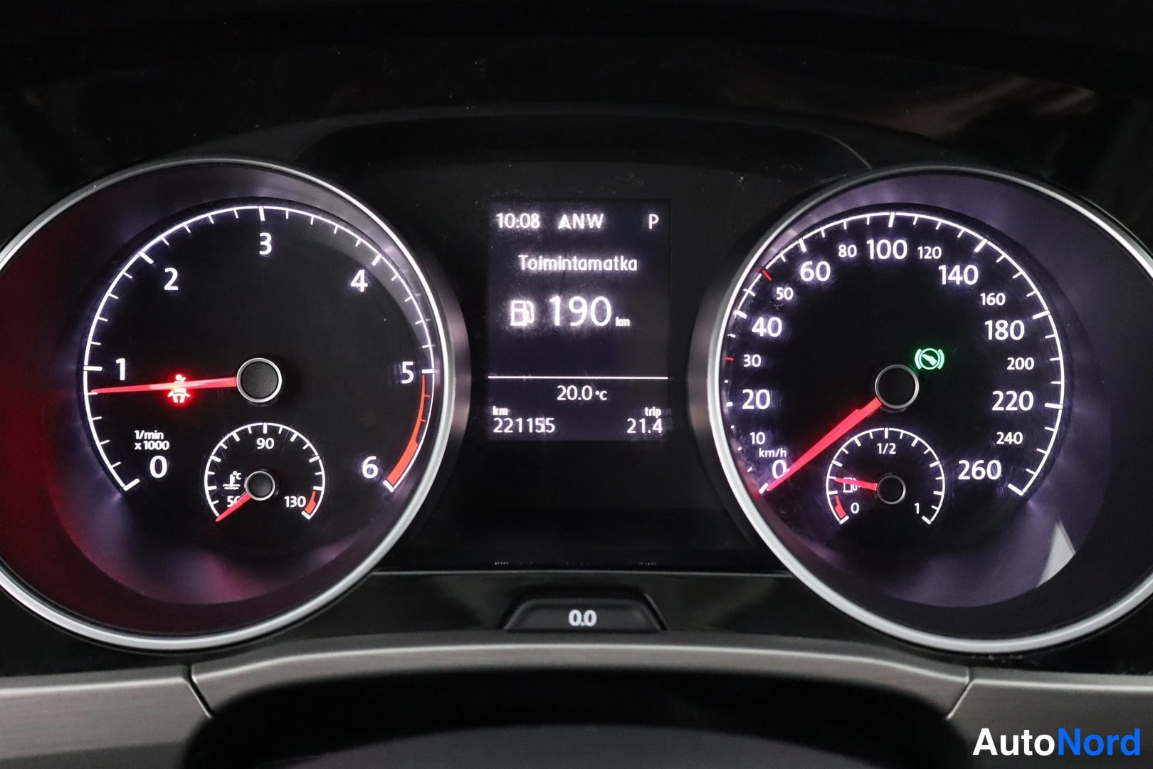 Sininen Volkswagen Touran 2017, kuva 18