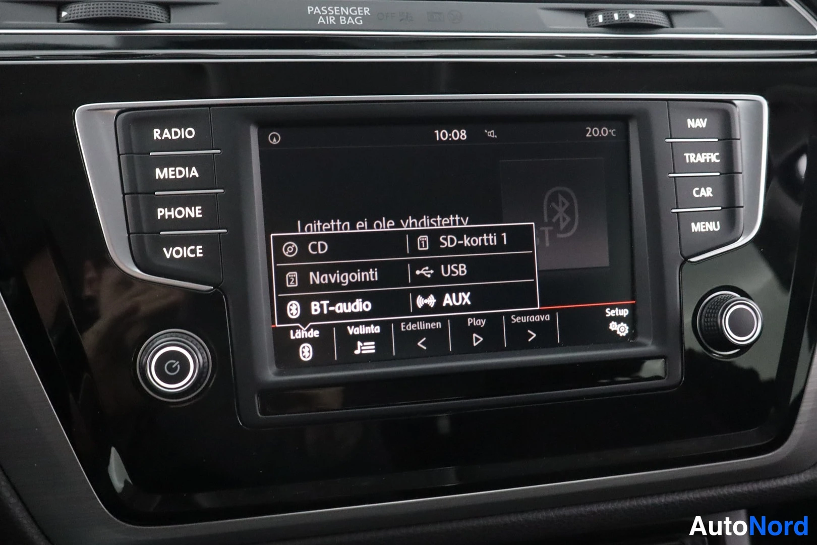Sininen Volkswagen Touran 2017, kuva 19