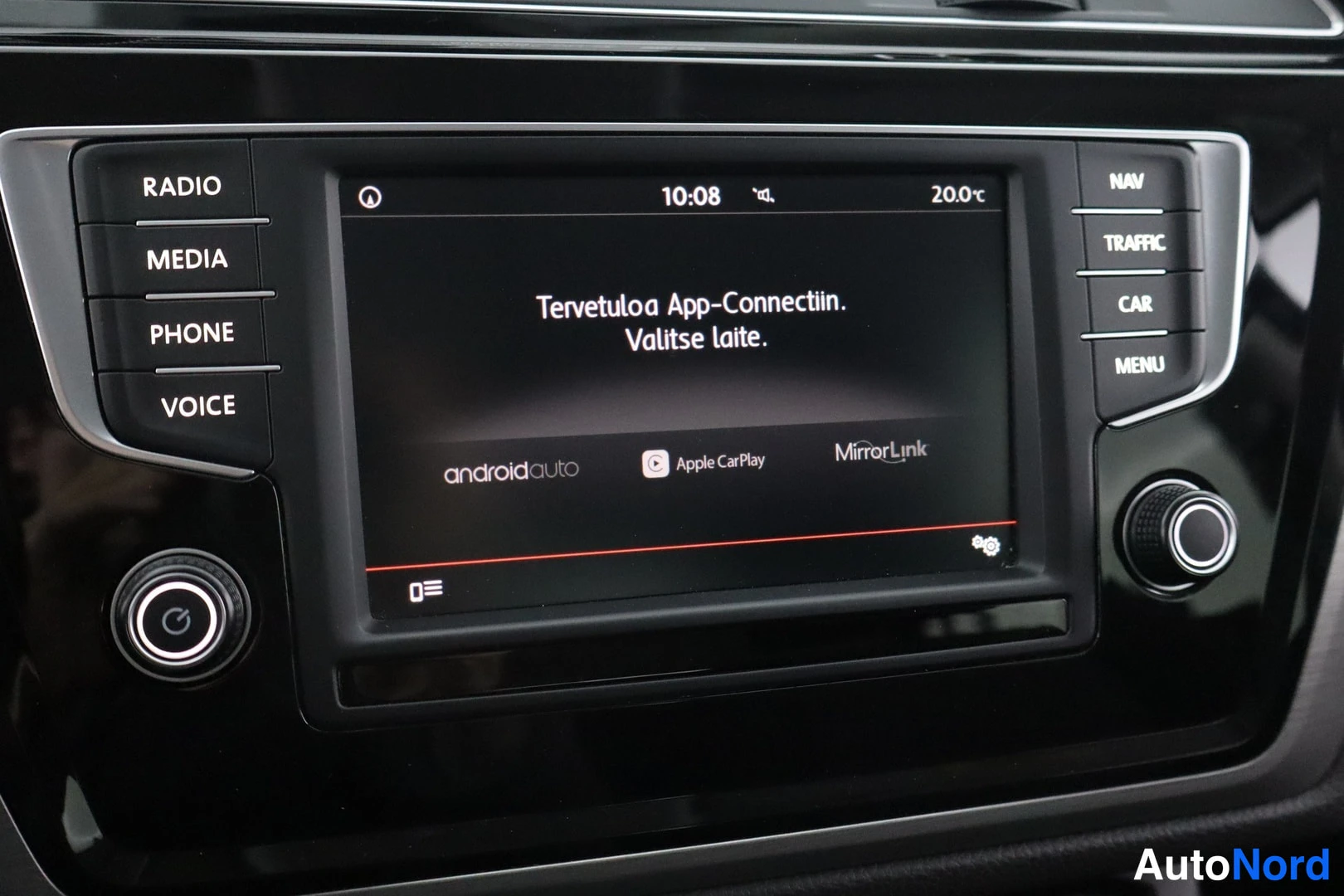 Sininen Volkswagen Touran 2017, kuva 21