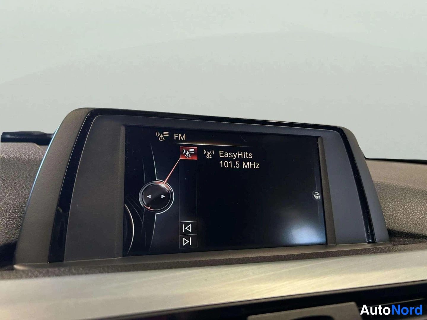Valkoinen BMW 320d xDrive 2014, kuva 25