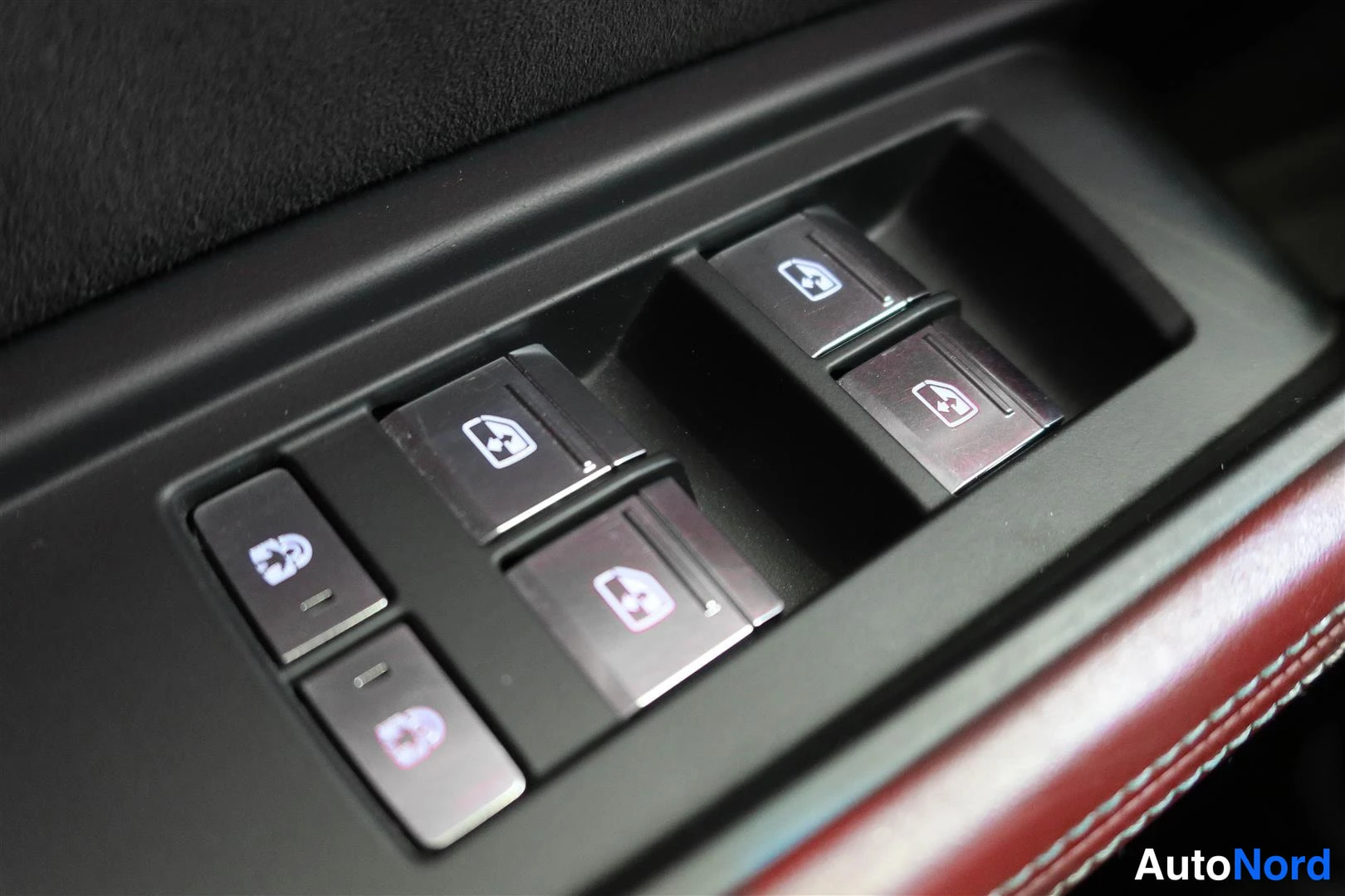 White Audi e-tron 2021, photo 24