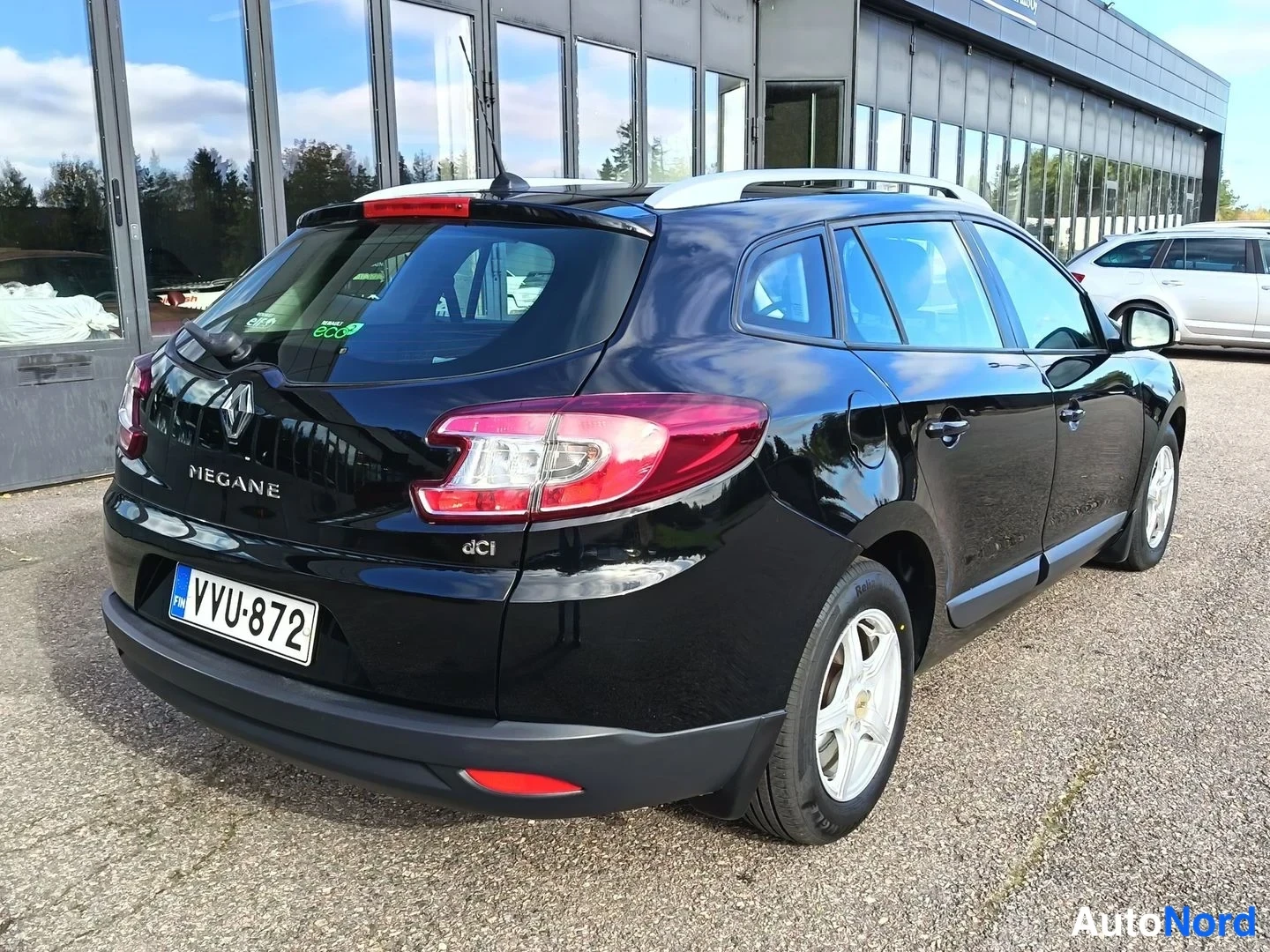 Musta Renault Megane 2012, takaviisto, kuva 17