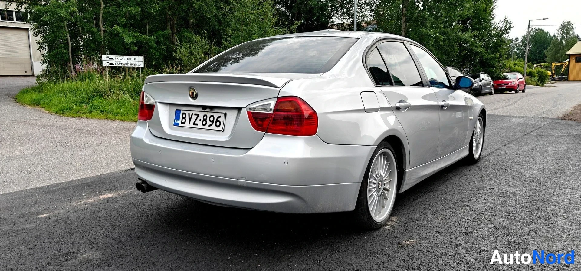 Hopea BMW 325i 2006, takaa, kuva 8