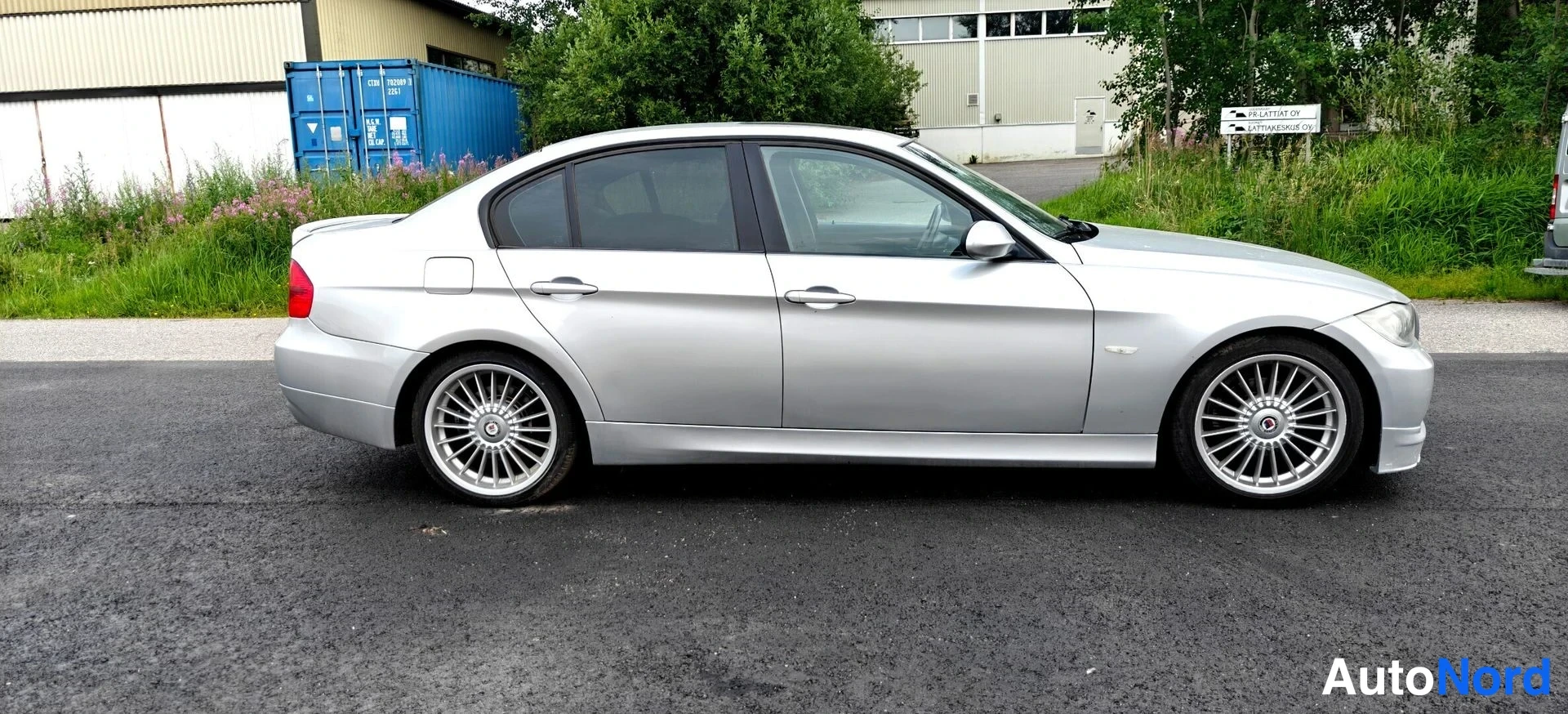 Hopea BMW 325i 2006, sivulta, kuva 5