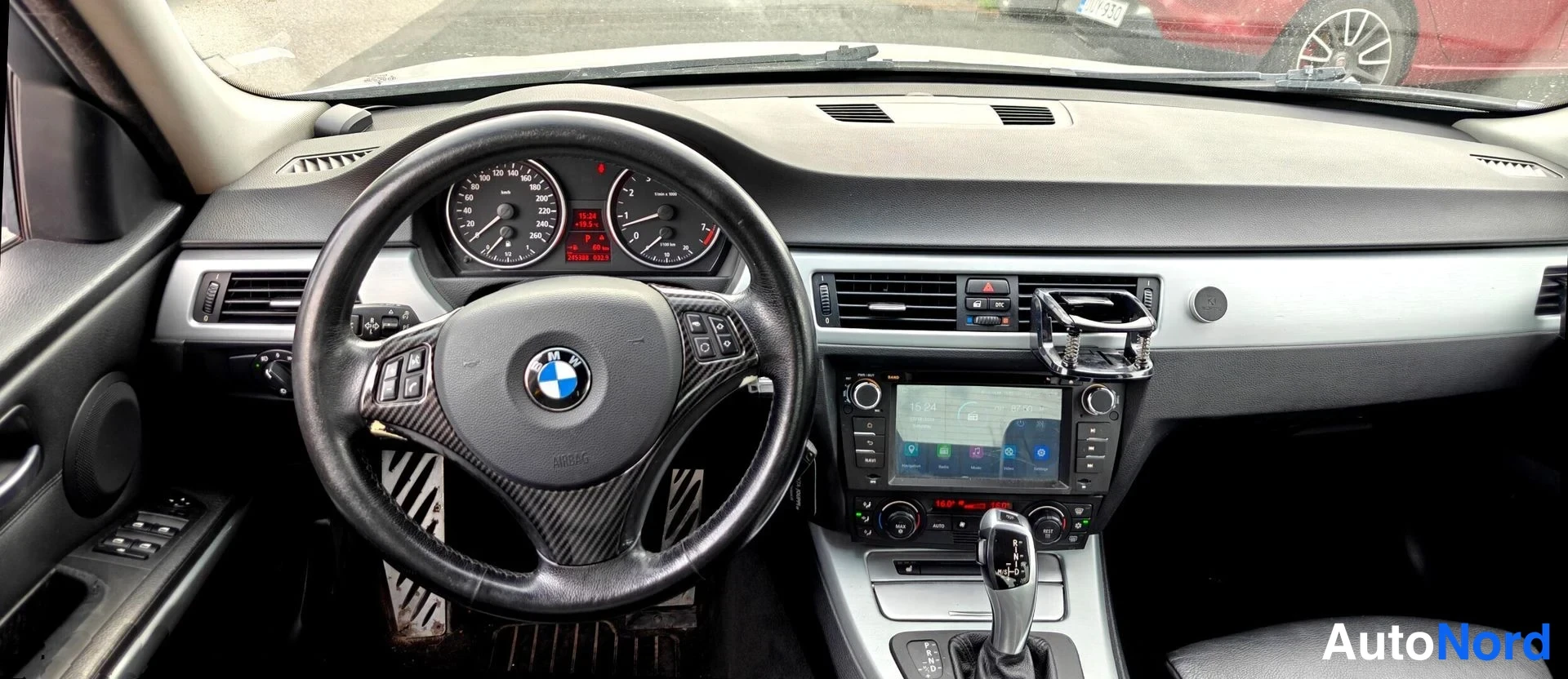 Hopea BMW 325i 2006, etuviisto, keula vasemmalle, kuva 2